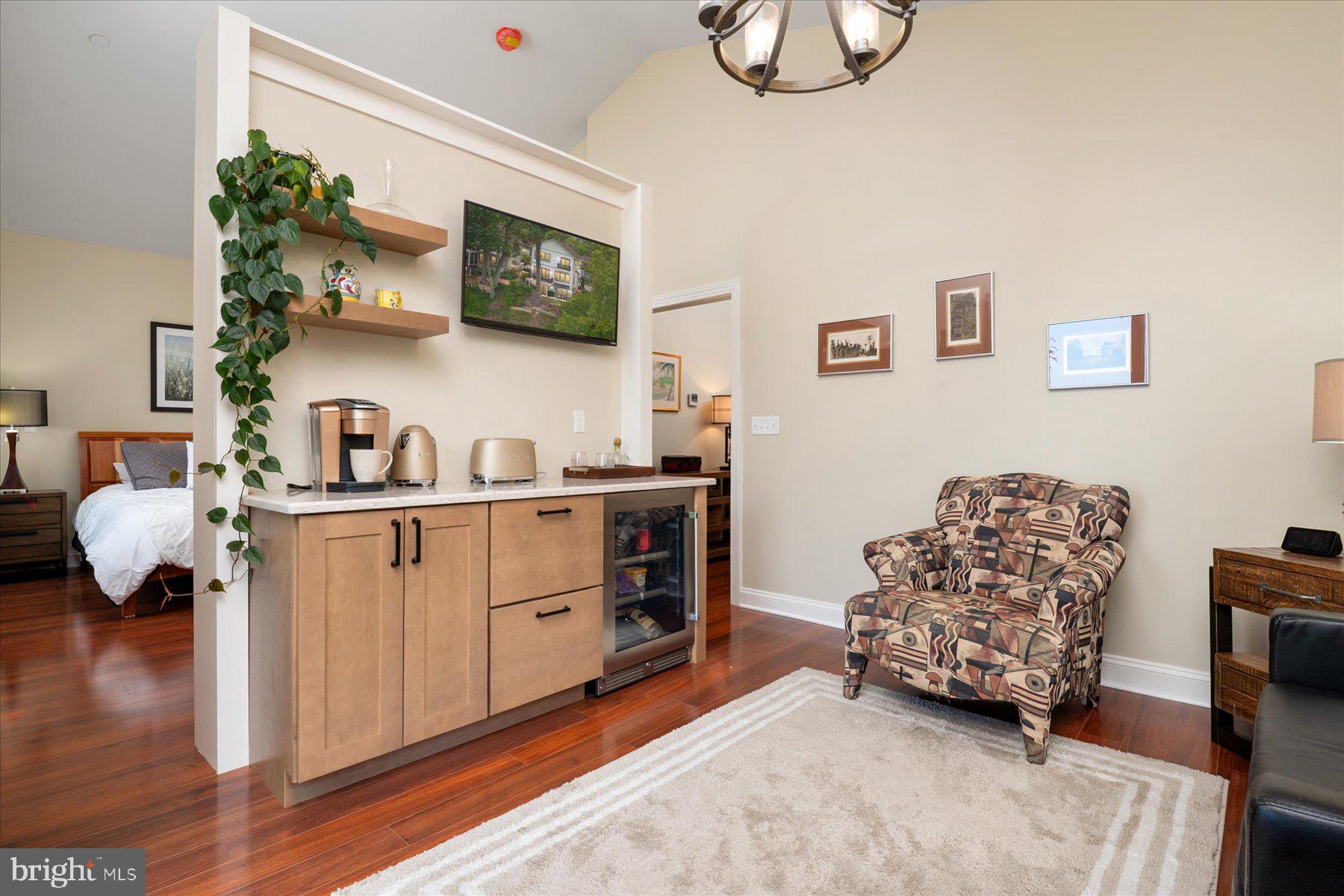 SYLVAN SHORES - Residential