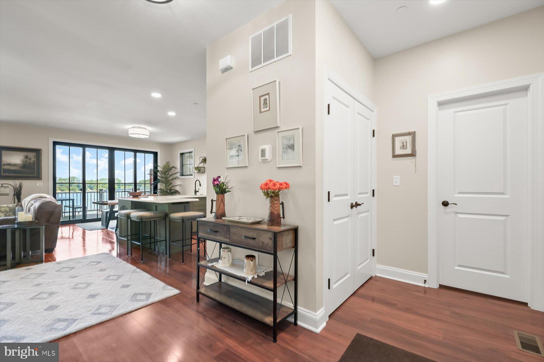 SYLVAN SHORES - Residential