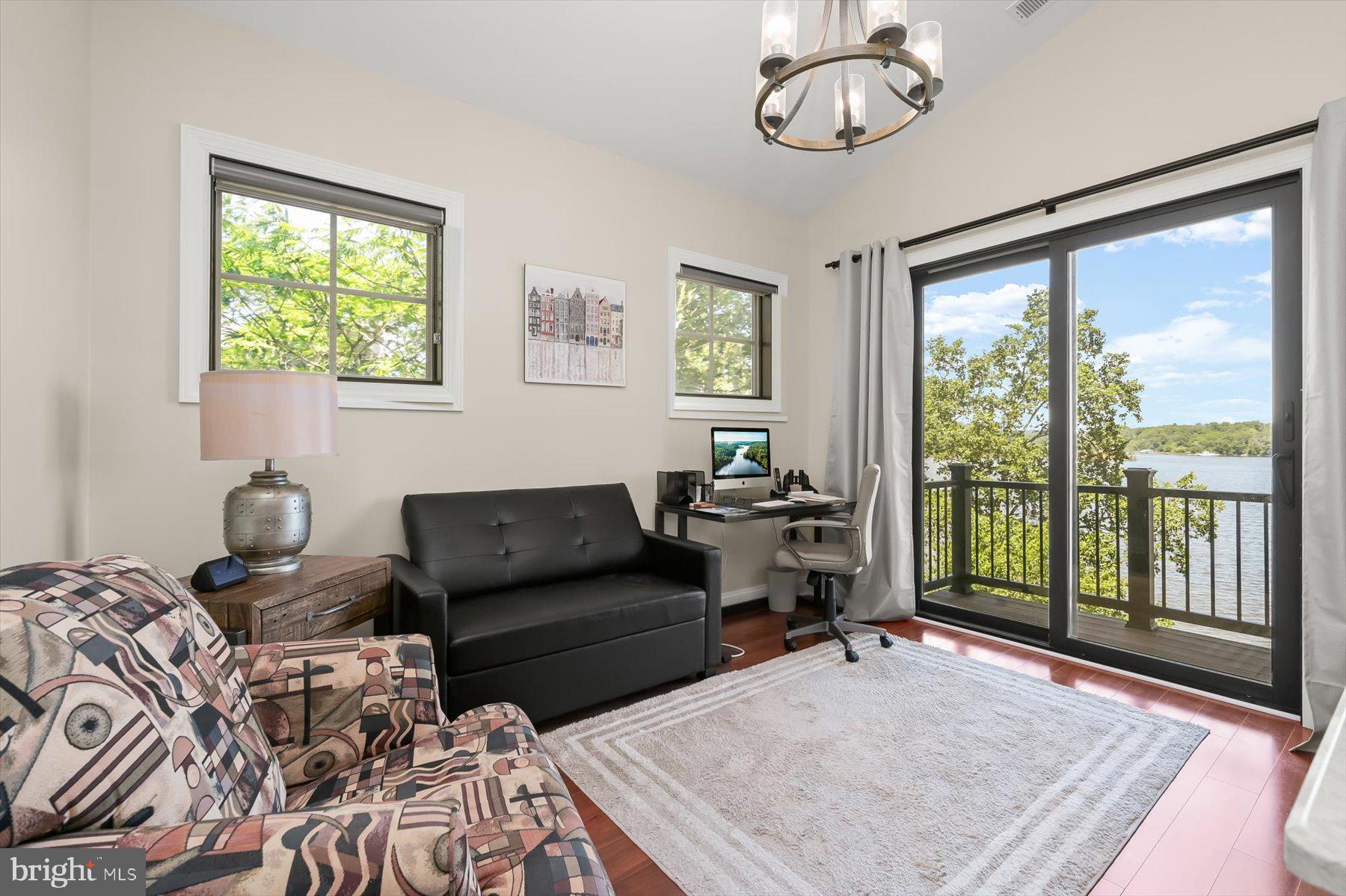 SYLVAN SHORES - Residential