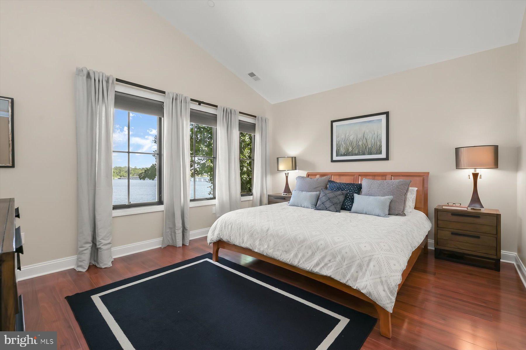 SYLVAN SHORES - Residential