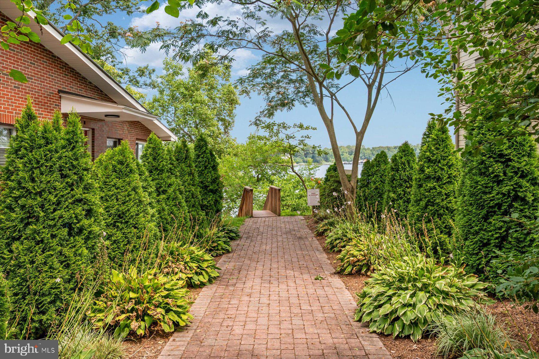 SYLVAN SHORES - Residential