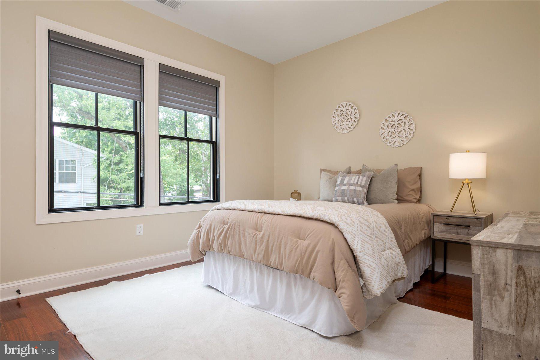 SYLVAN SHORES - Residential
