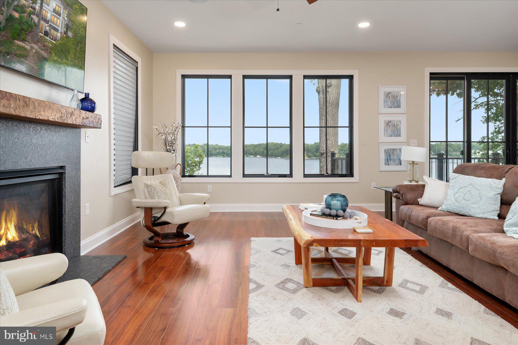 SYLVAN SHORES - Residential