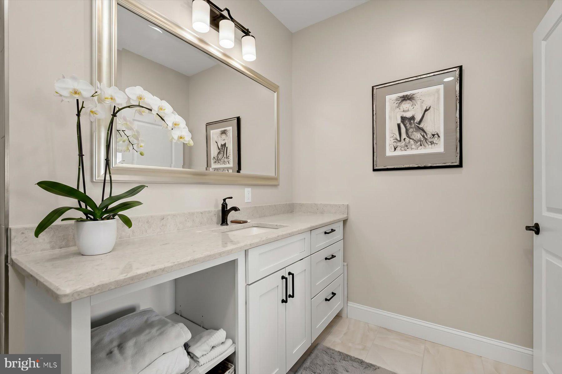 SYLVAN SHORES - Residential