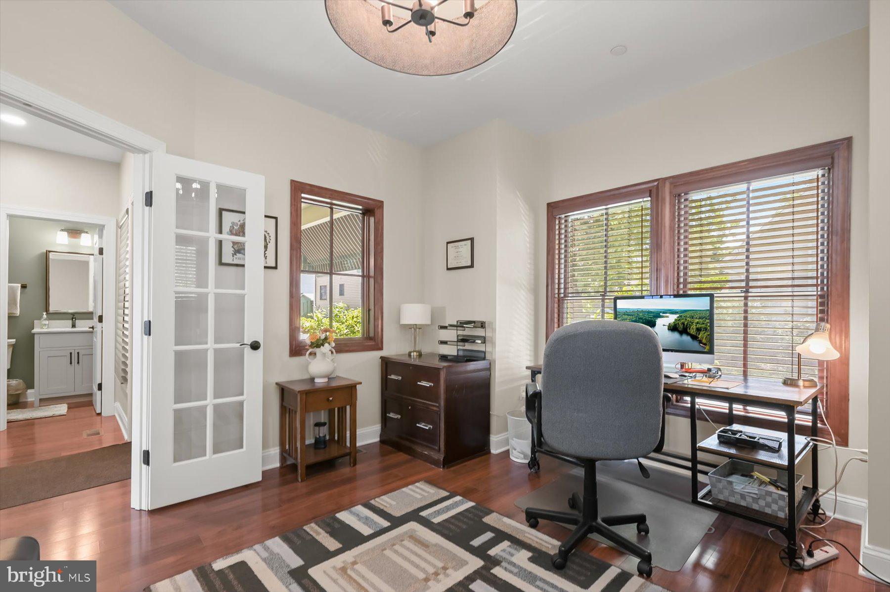 SYLVAN SHORES - Residential