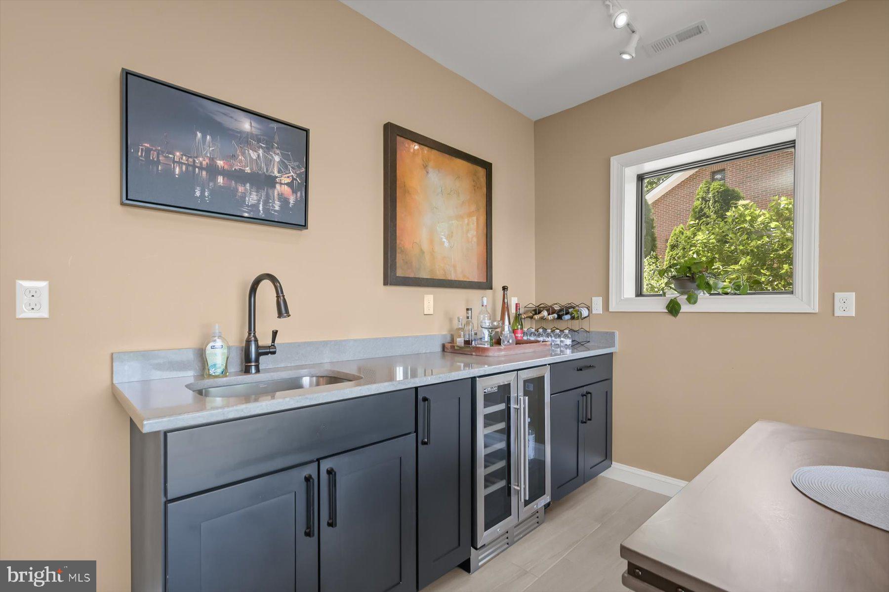 SYLVAN SHORES - Residential