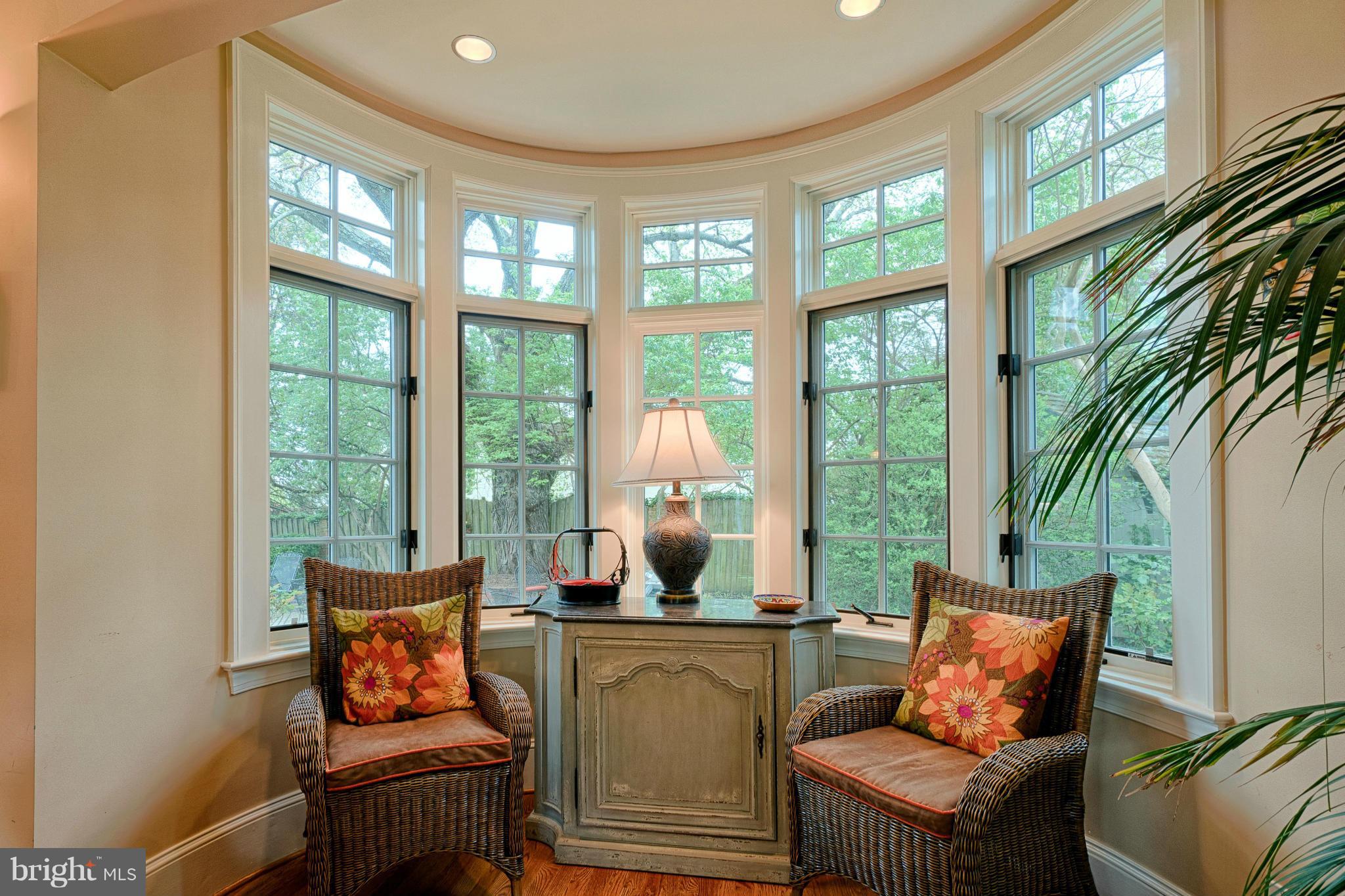 COUNTRY CLUB HILLS - Residential