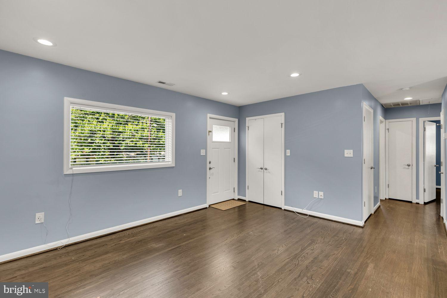 ROCK CREEK PALISADES - Residential