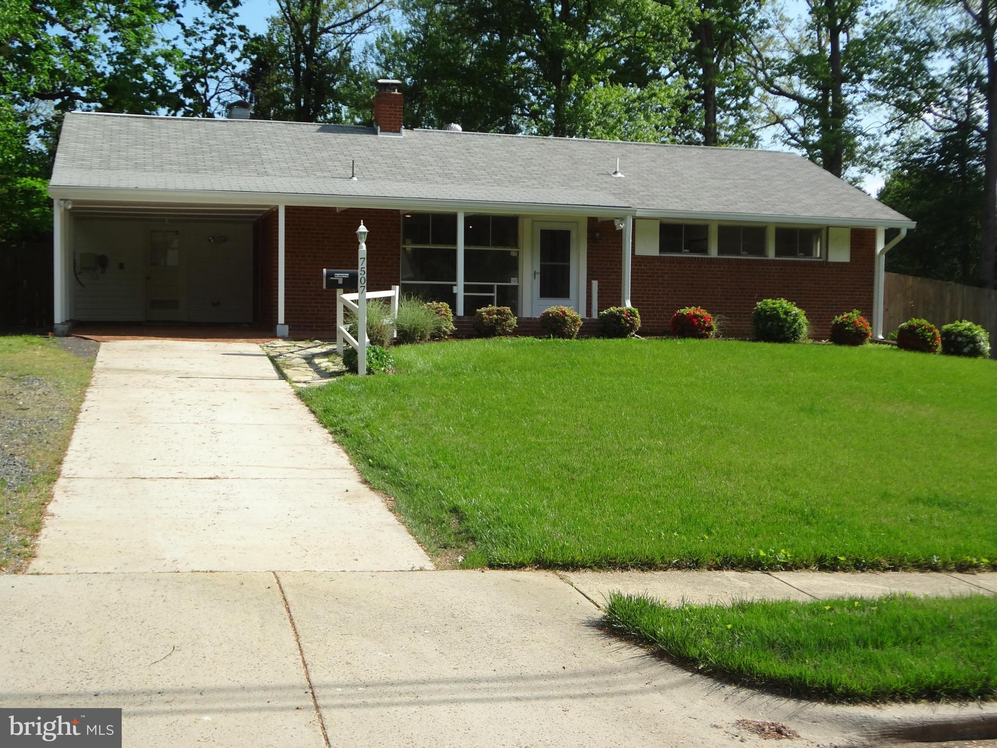 Located at the end of quiet cul-de-sac, with a county park and swimming pool/tennis courts within walking distance. New kitchen with Stainless Steel appliances, new cupboards. New laminate flooring throughout & Fresh Paint.  The home also includes a fabulous Sun Room, Brick Patio, 6 foot privacy fenced rear yard with a shed. Close to everything!!