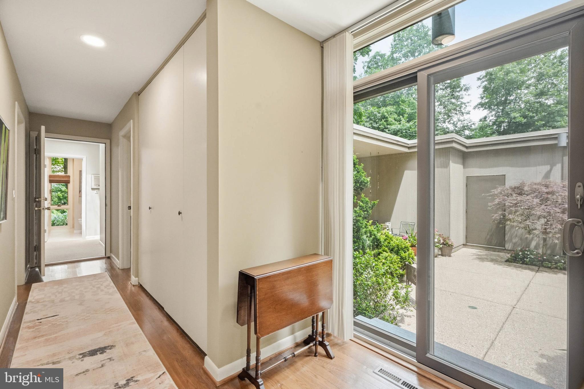 LONGFELLOW - Residential