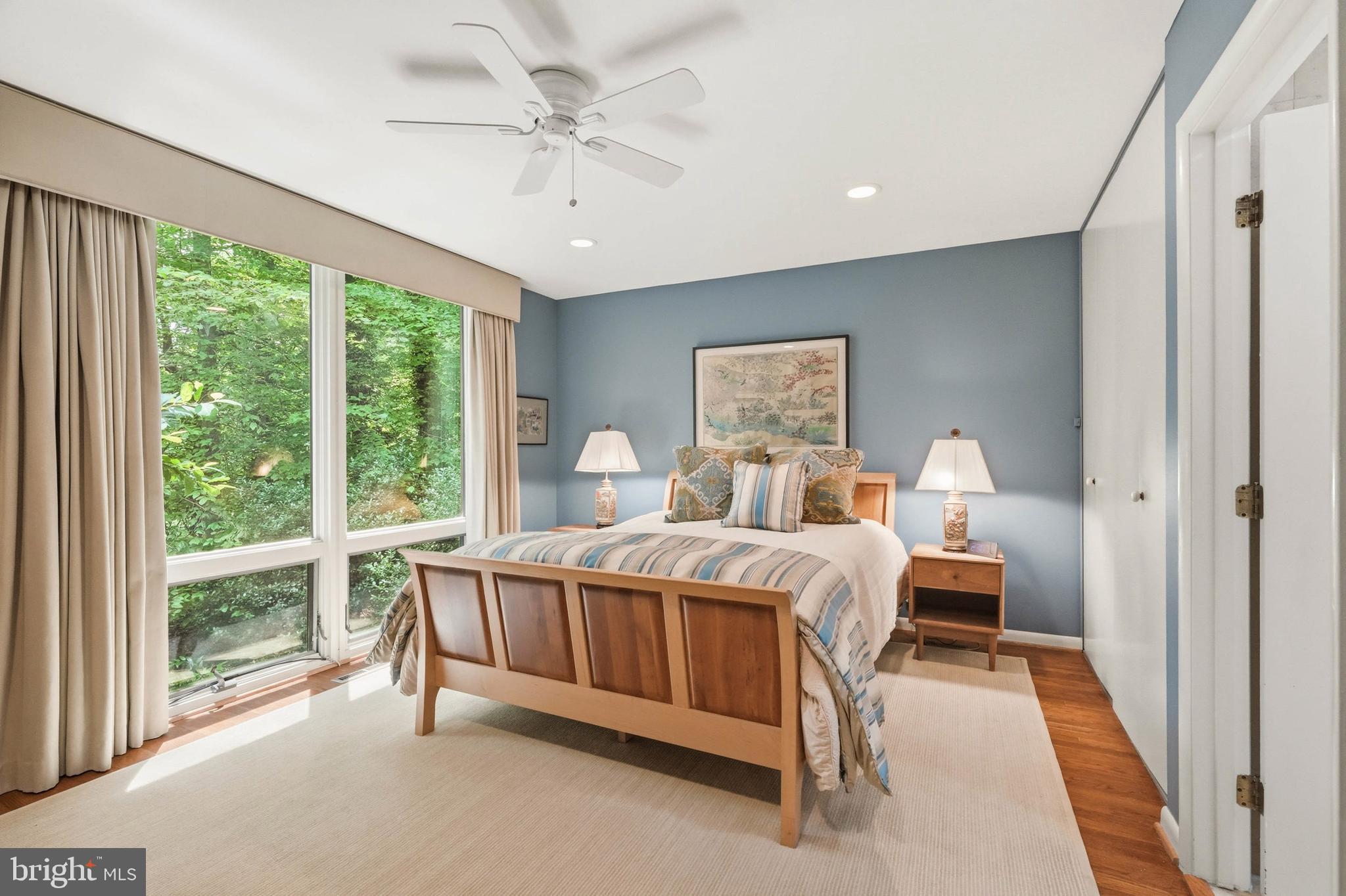 LONGFELLOW - Residential