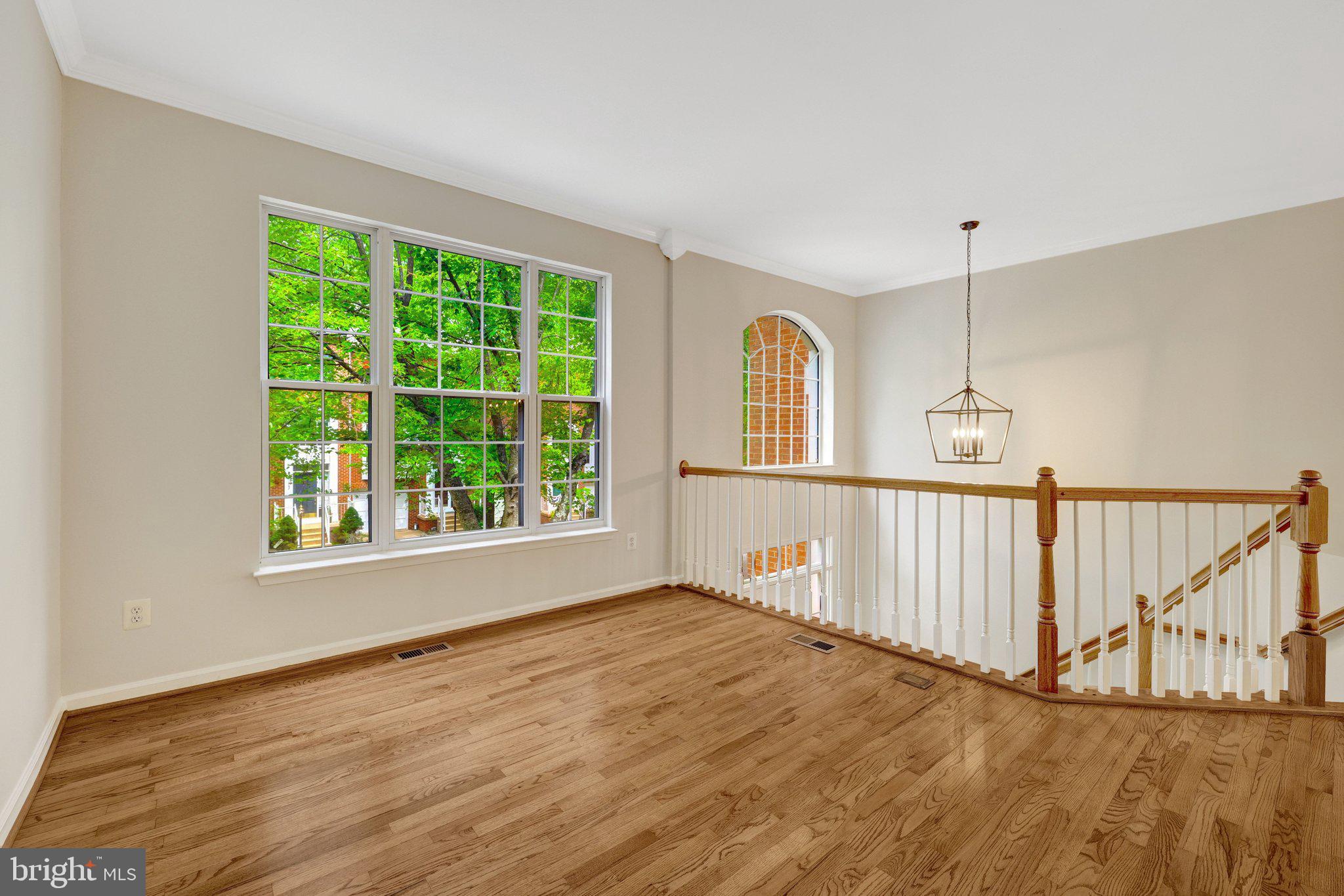 RESTON - Residential