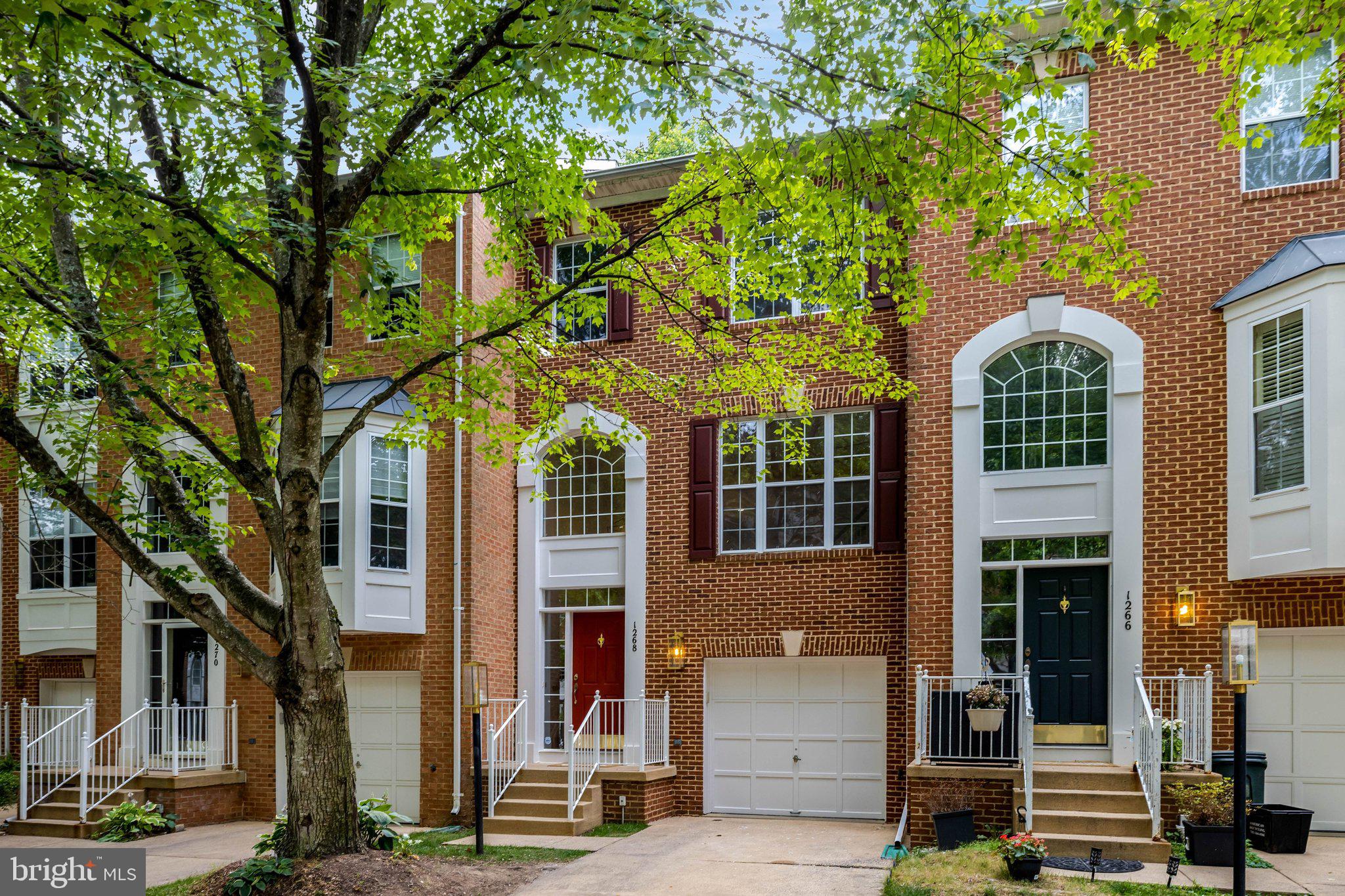 RESTON - Residential
