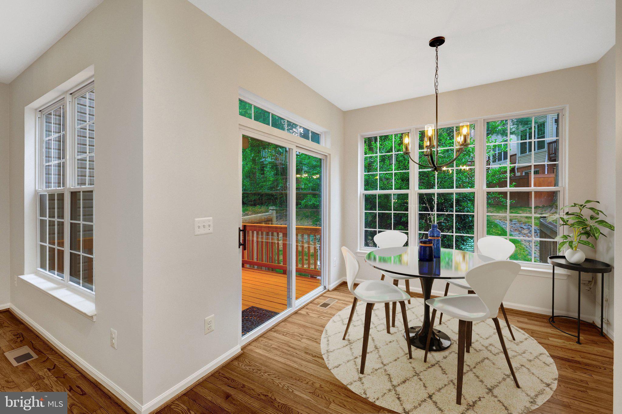 RESTON - Residential
