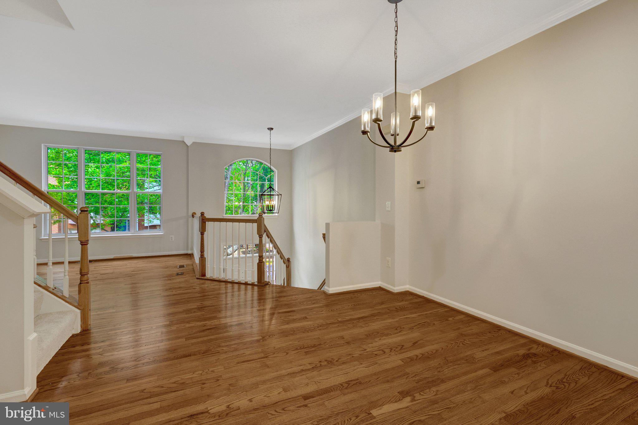 RESTON - Residential