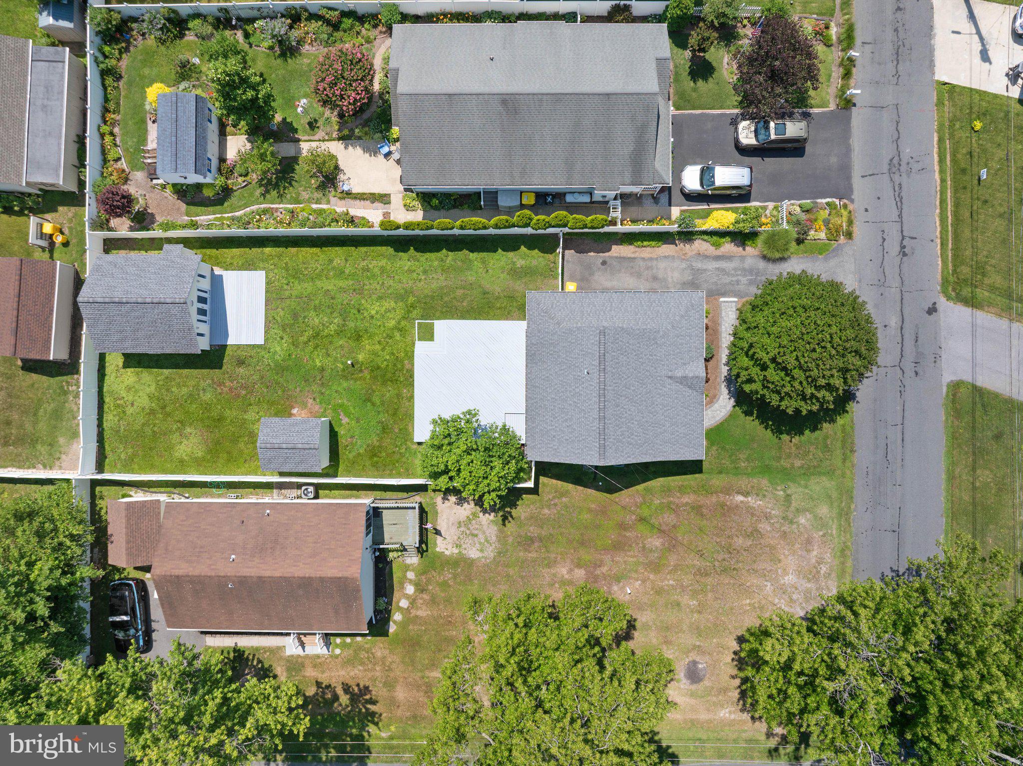 FRANKLIN MANOR BEACH - Residential