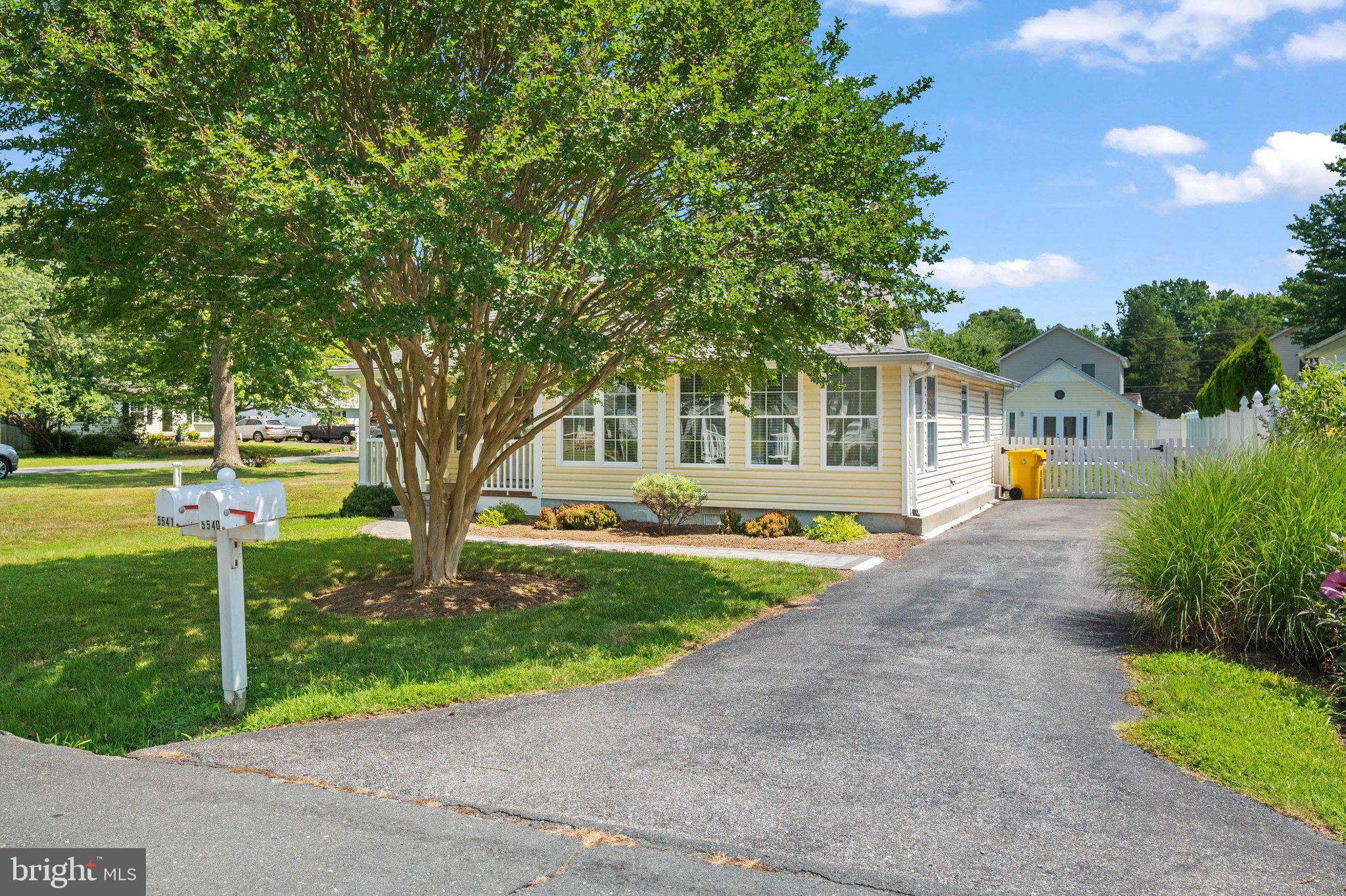 FRANKLIN MANOR BEACH - Residential