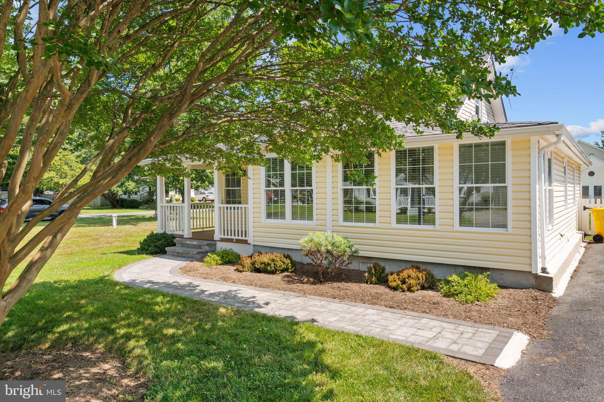 FRANKLIN MANOR BEACH - Residential