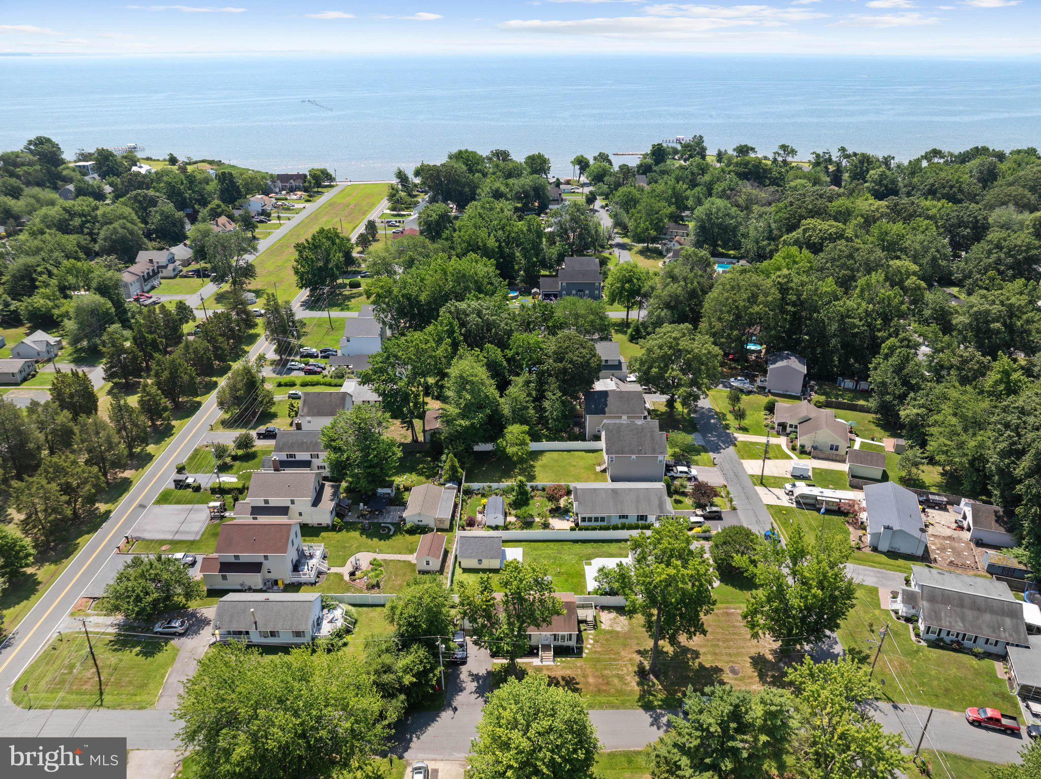 FRANKLIN MANOR BEACH - Residential