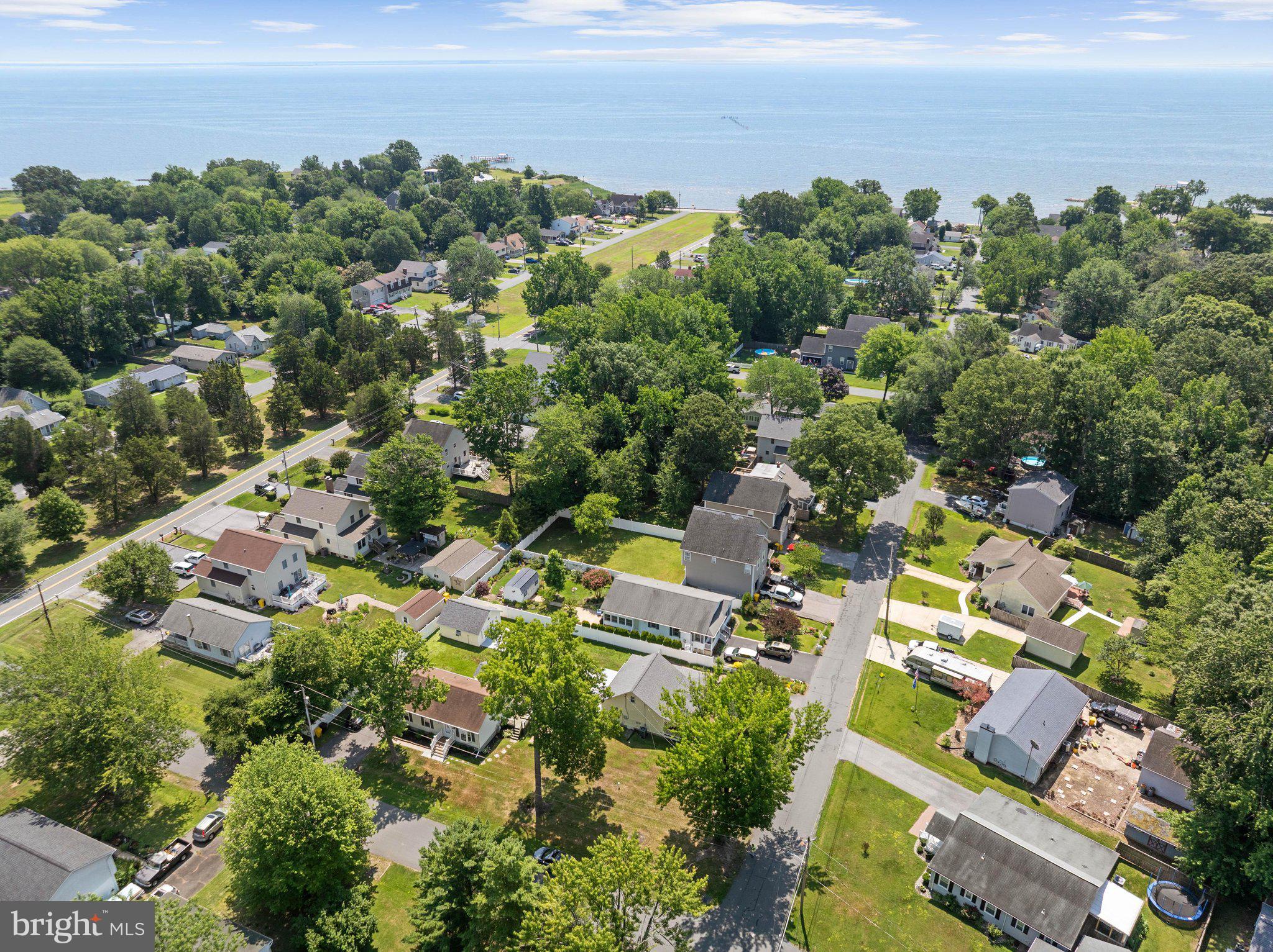 FRANKLIN MANOR BEACH - Residential