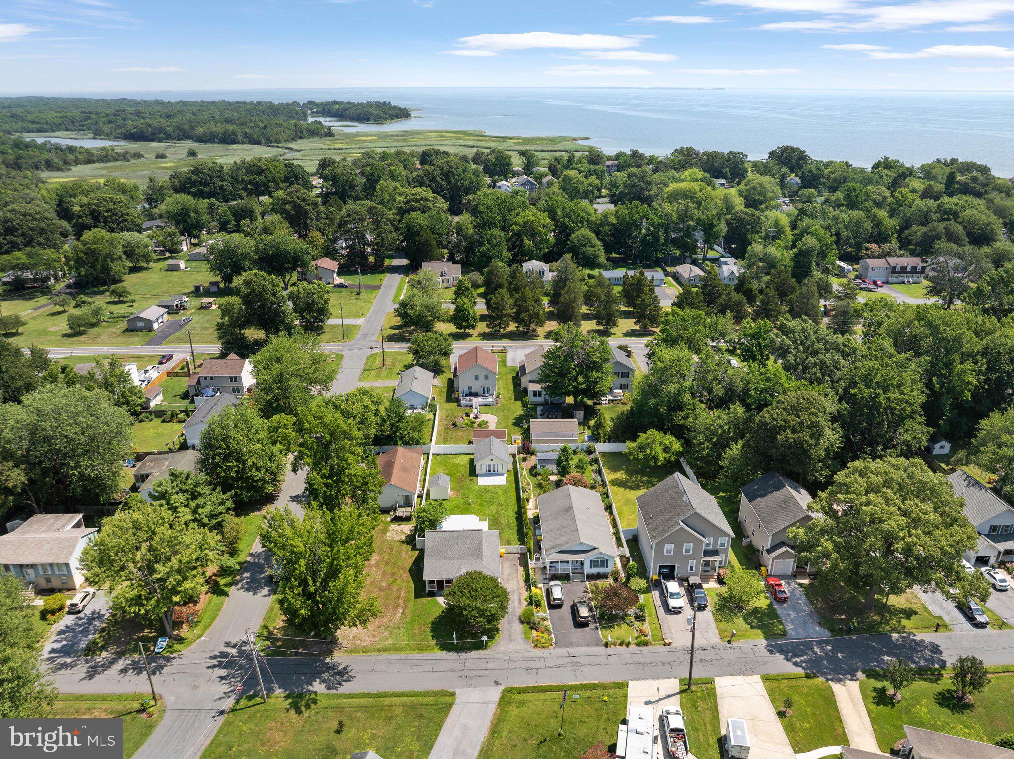 FRANKLIN MANOR BEACH - Residential