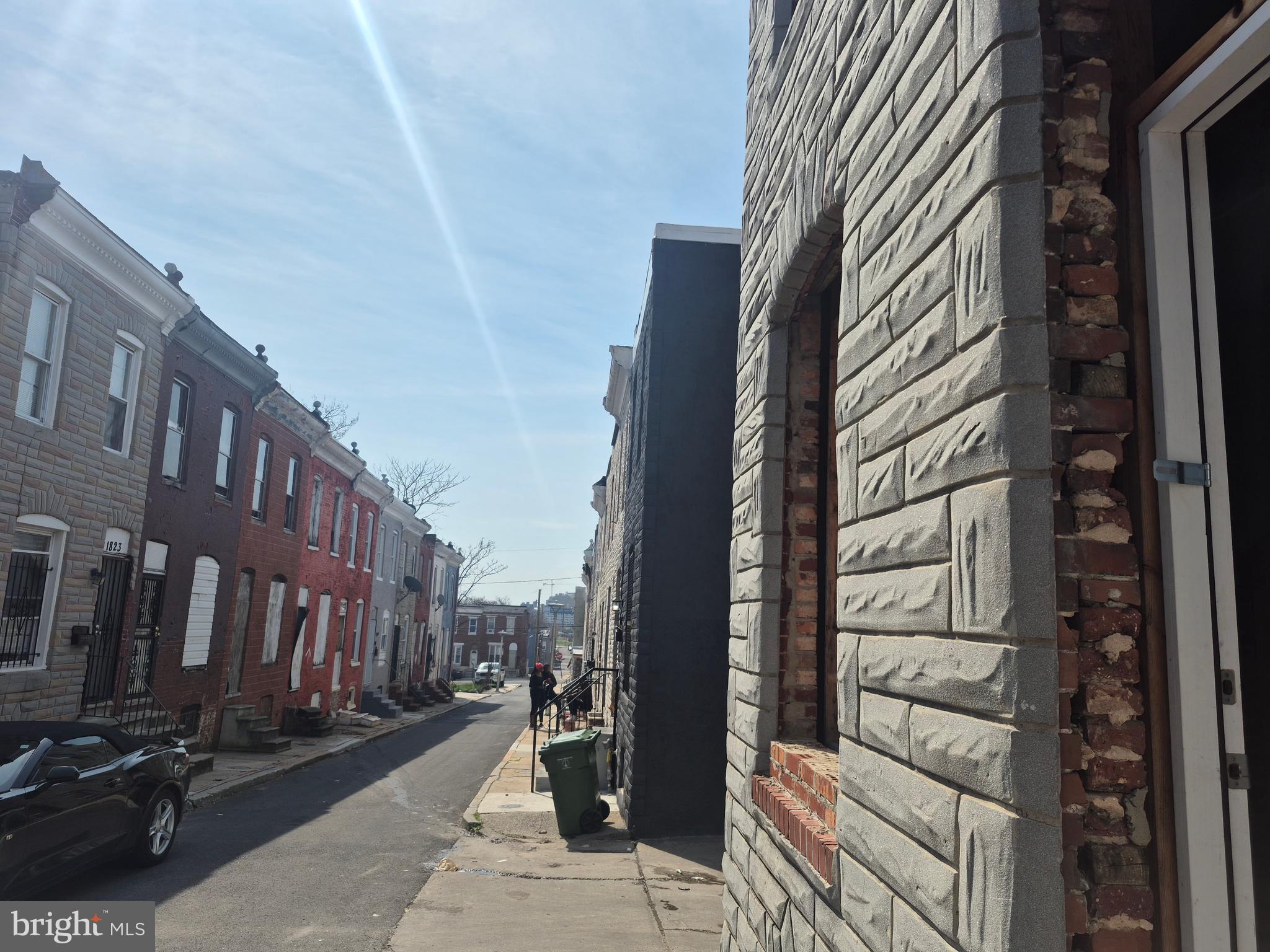 BROADWAY EAST - Residential