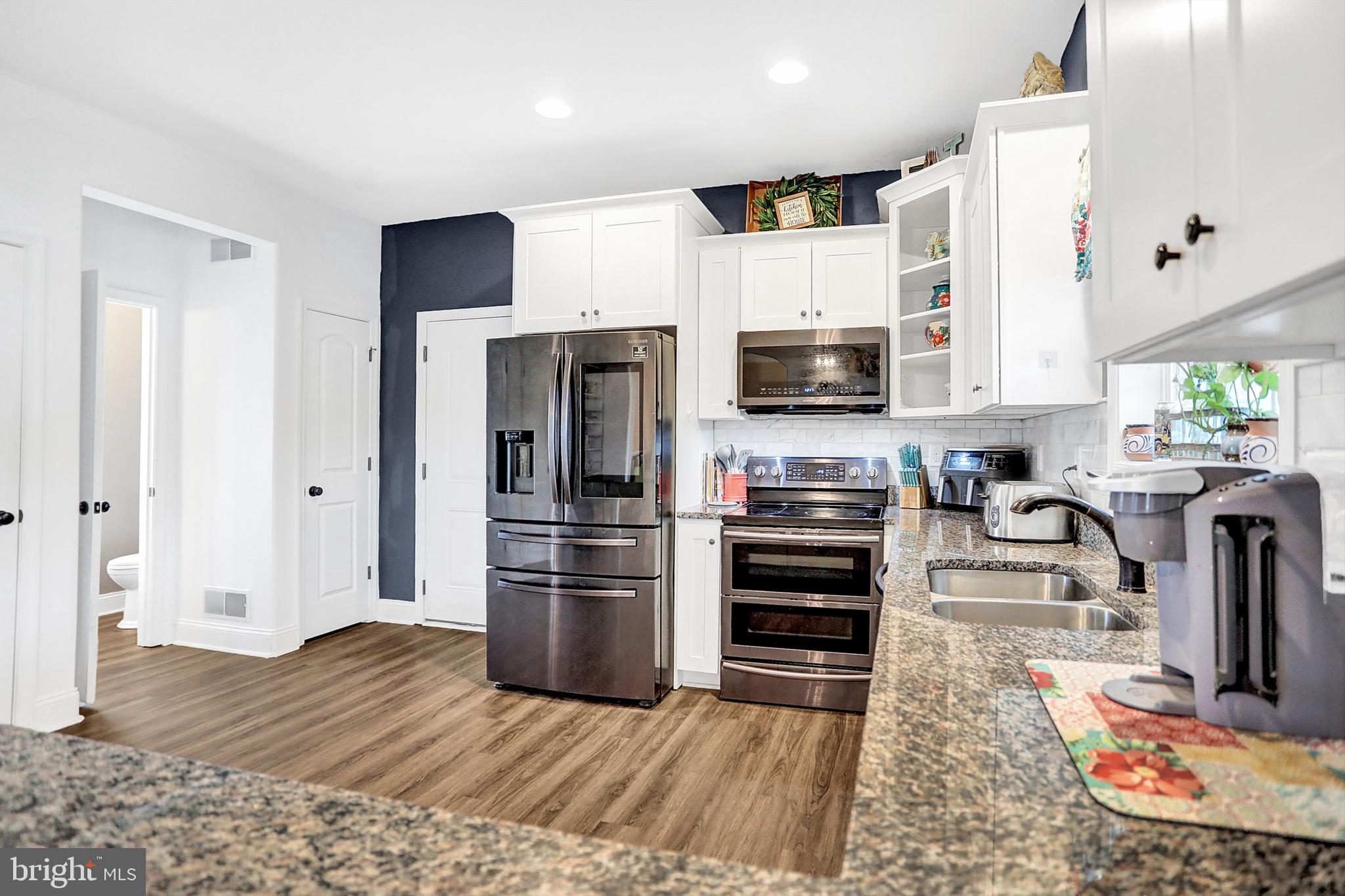 LEXINGTON ESTATES - Residential