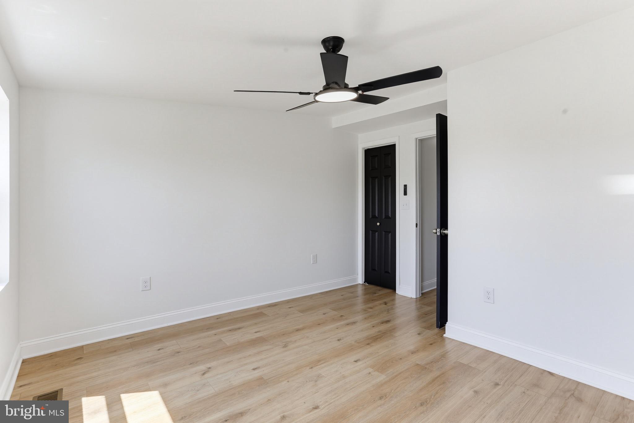 BROADWAY EAST - Residential