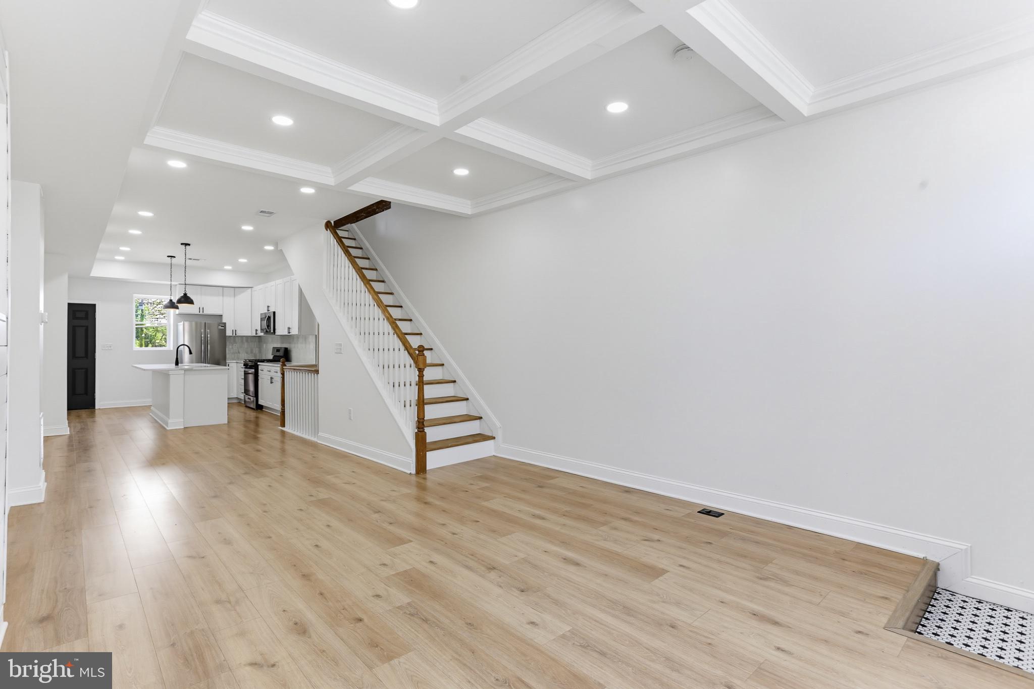 BROADWAY EAST - Residential