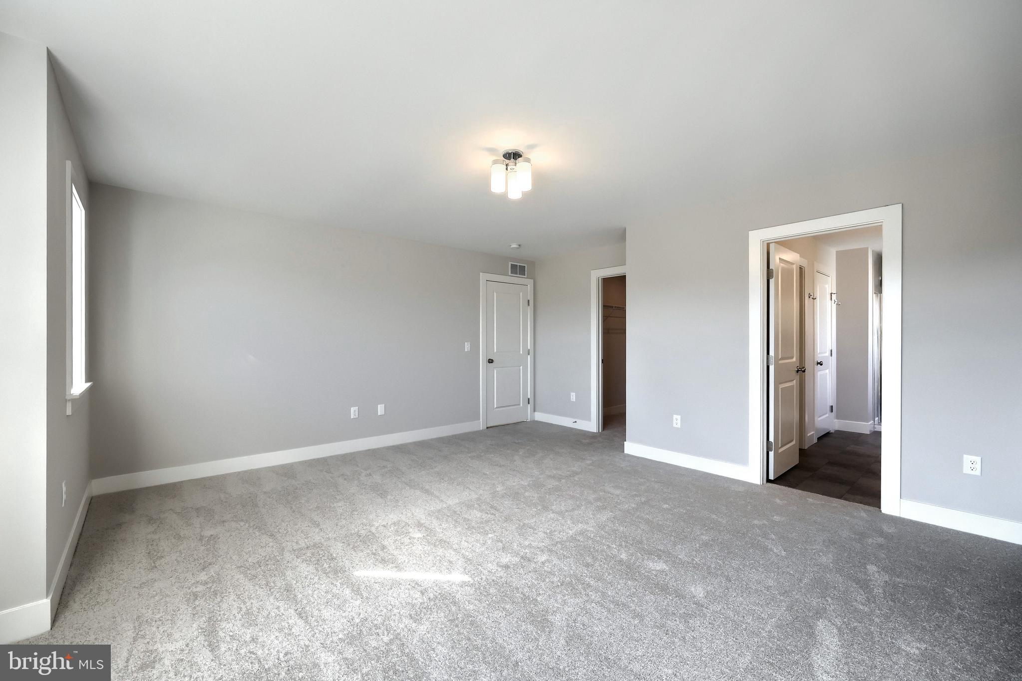 WALTON HILL - Residential