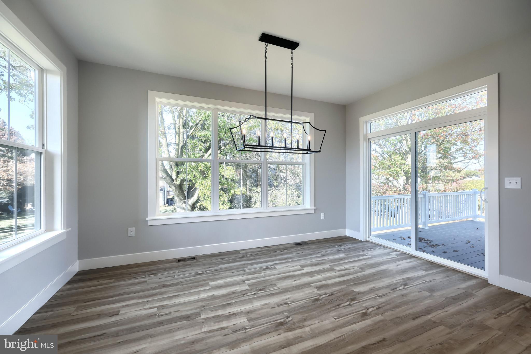 WALTON HILL - Residential