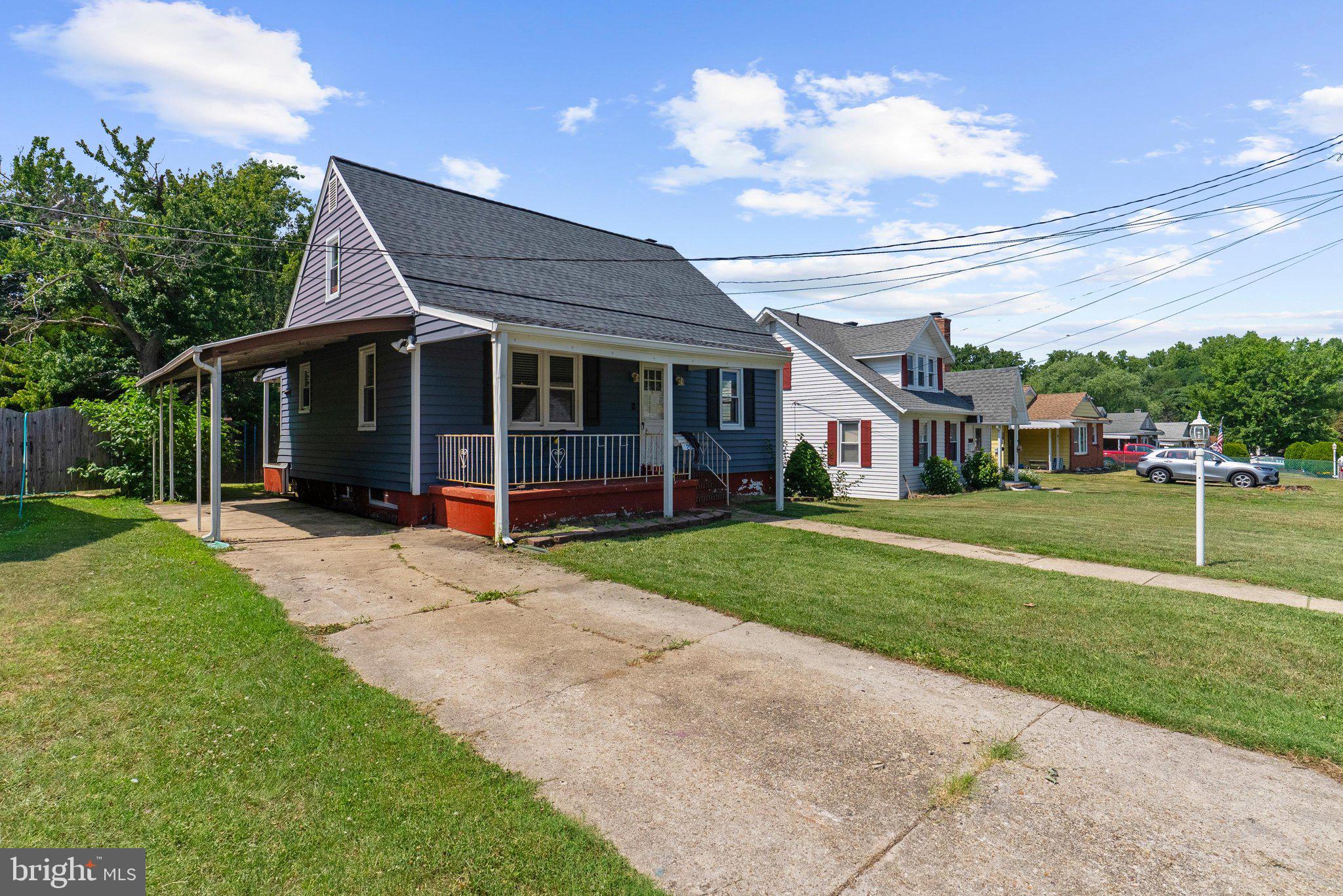 RIVIERA BEACH - Residential