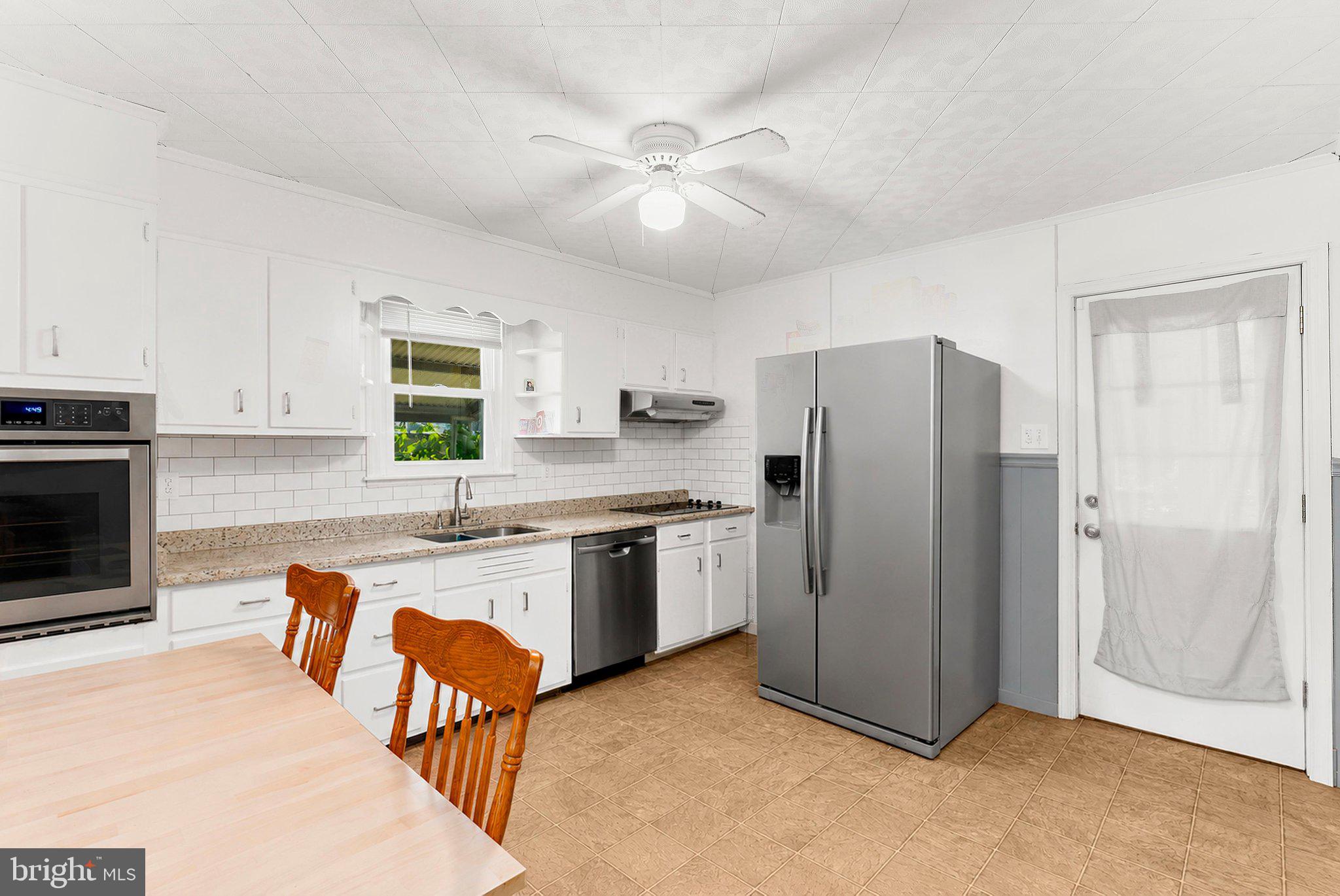 RIVIERA BEACH - Residential