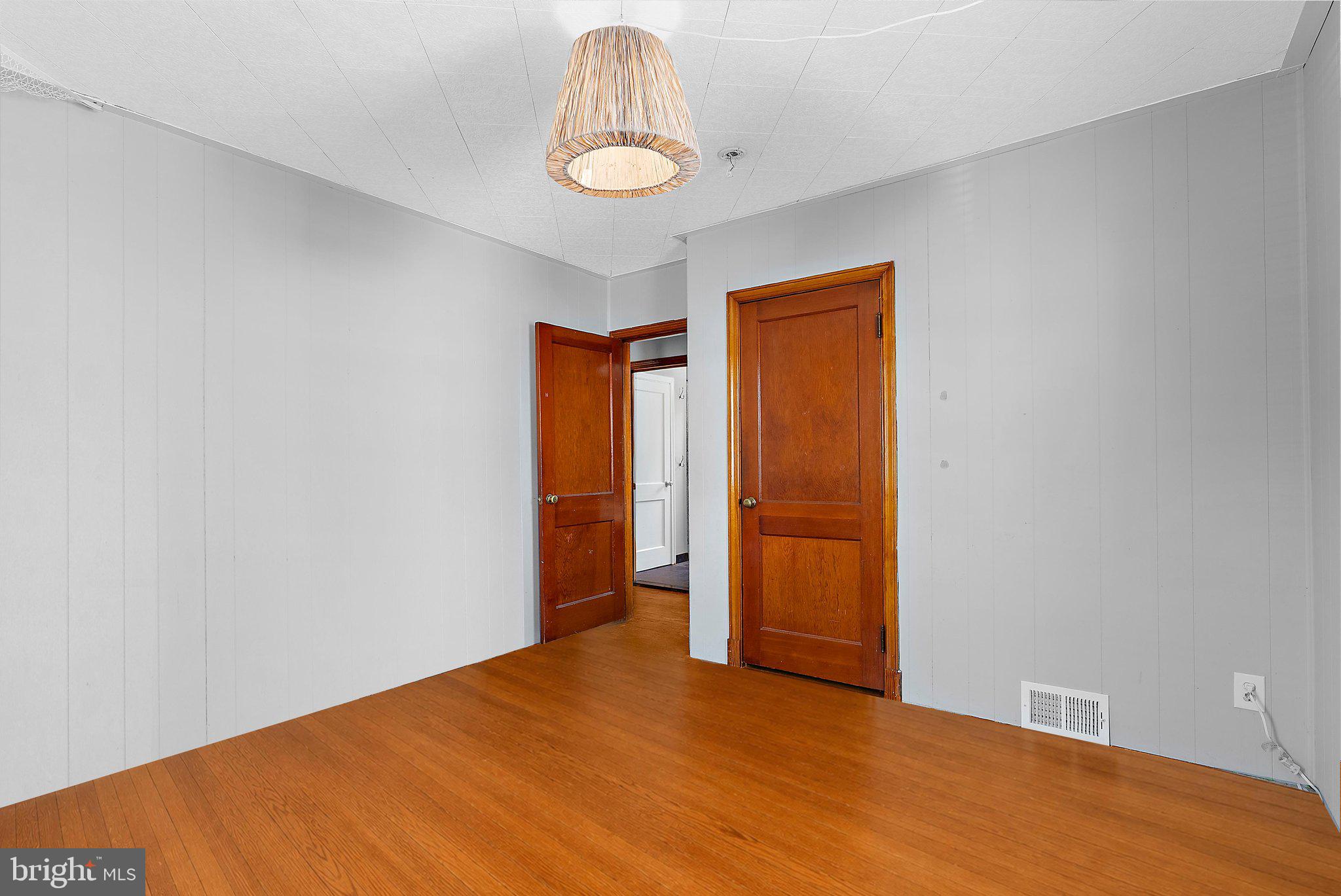 RIVIERA BEACH - Residential
