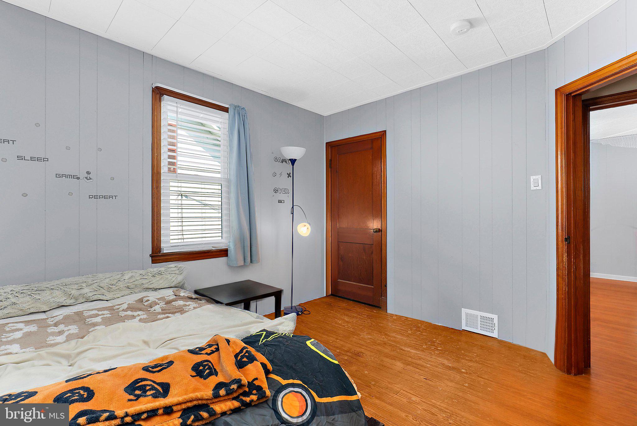 RIVIERA BEACH - Residential