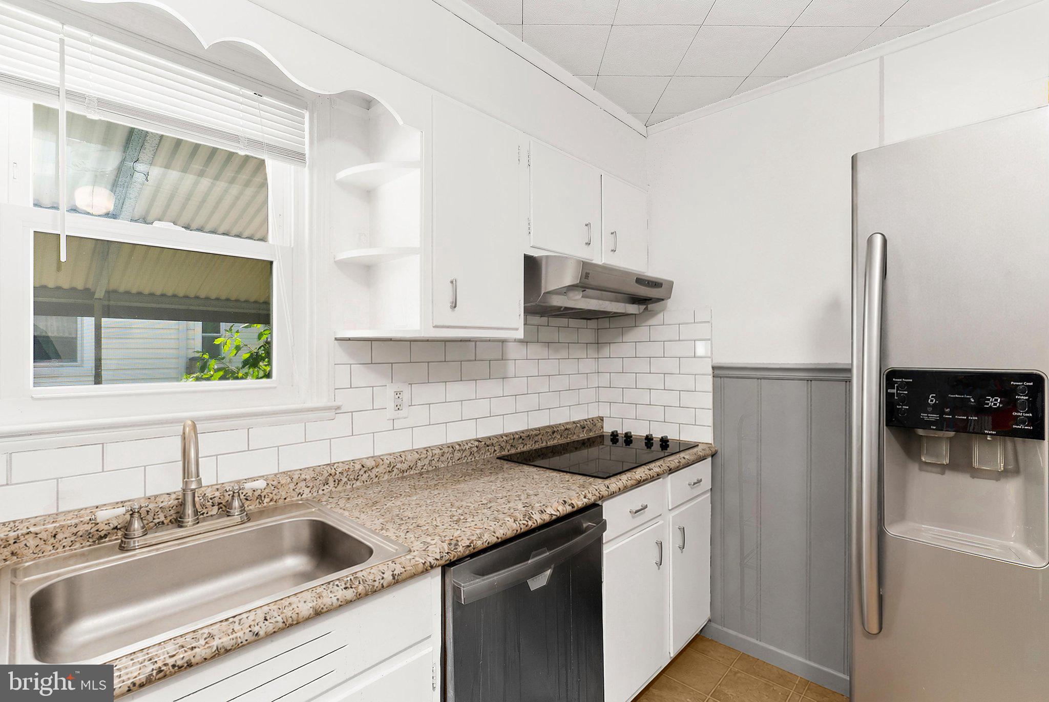 RIVIERA BEACH - Residential