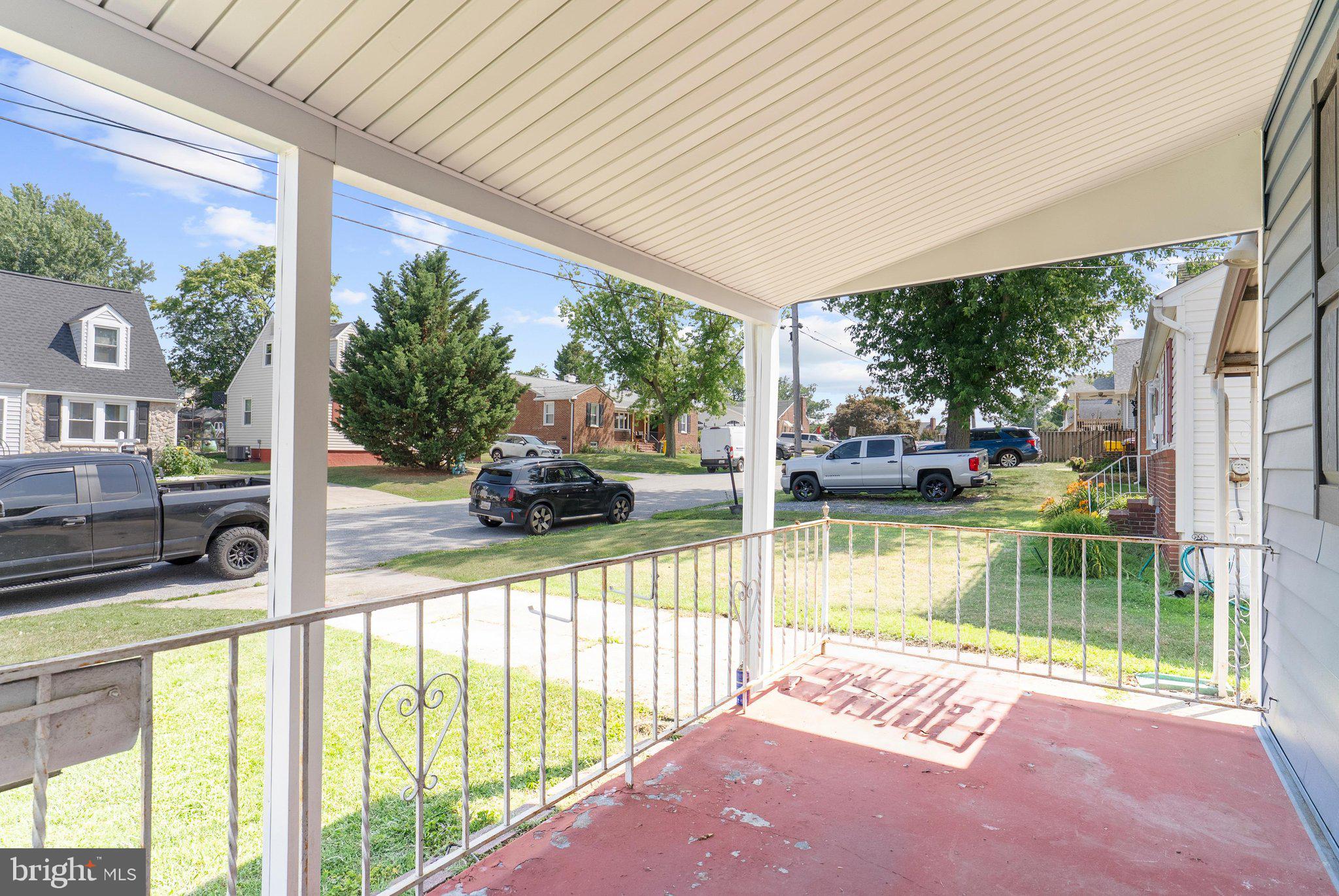 RIVIERA BEACH - Residential