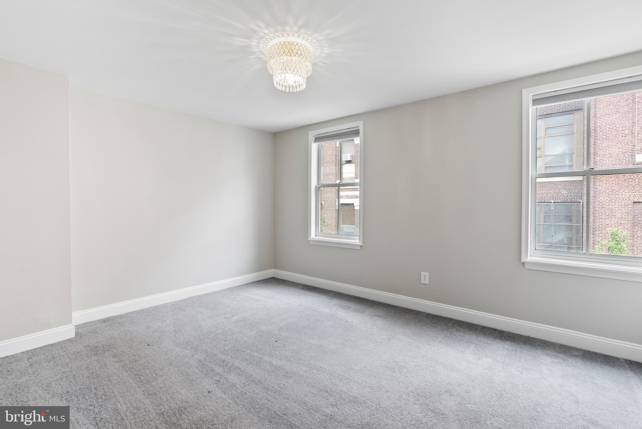 FAIRMOUNT - Residential