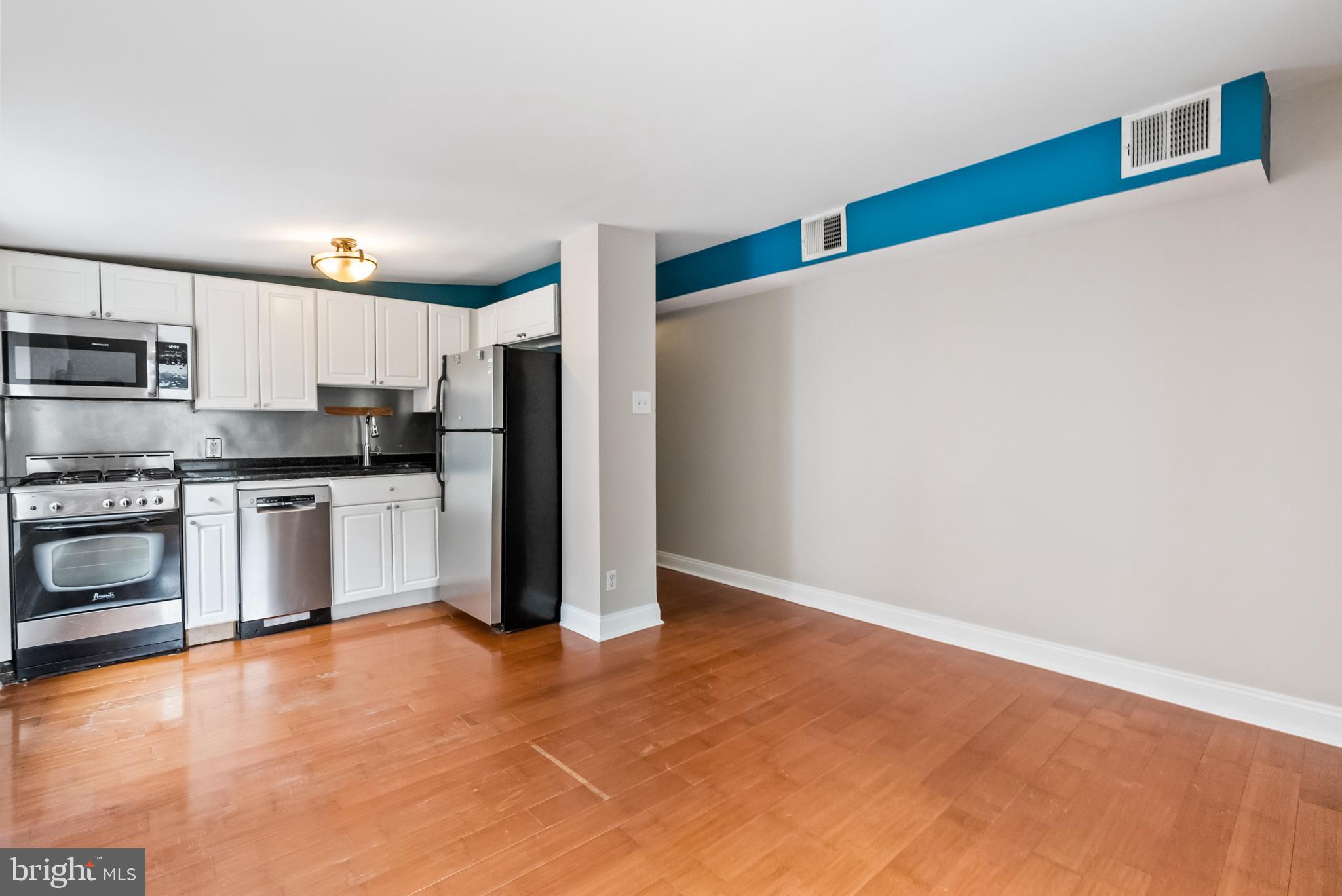 FAIRMOUNT - Residential