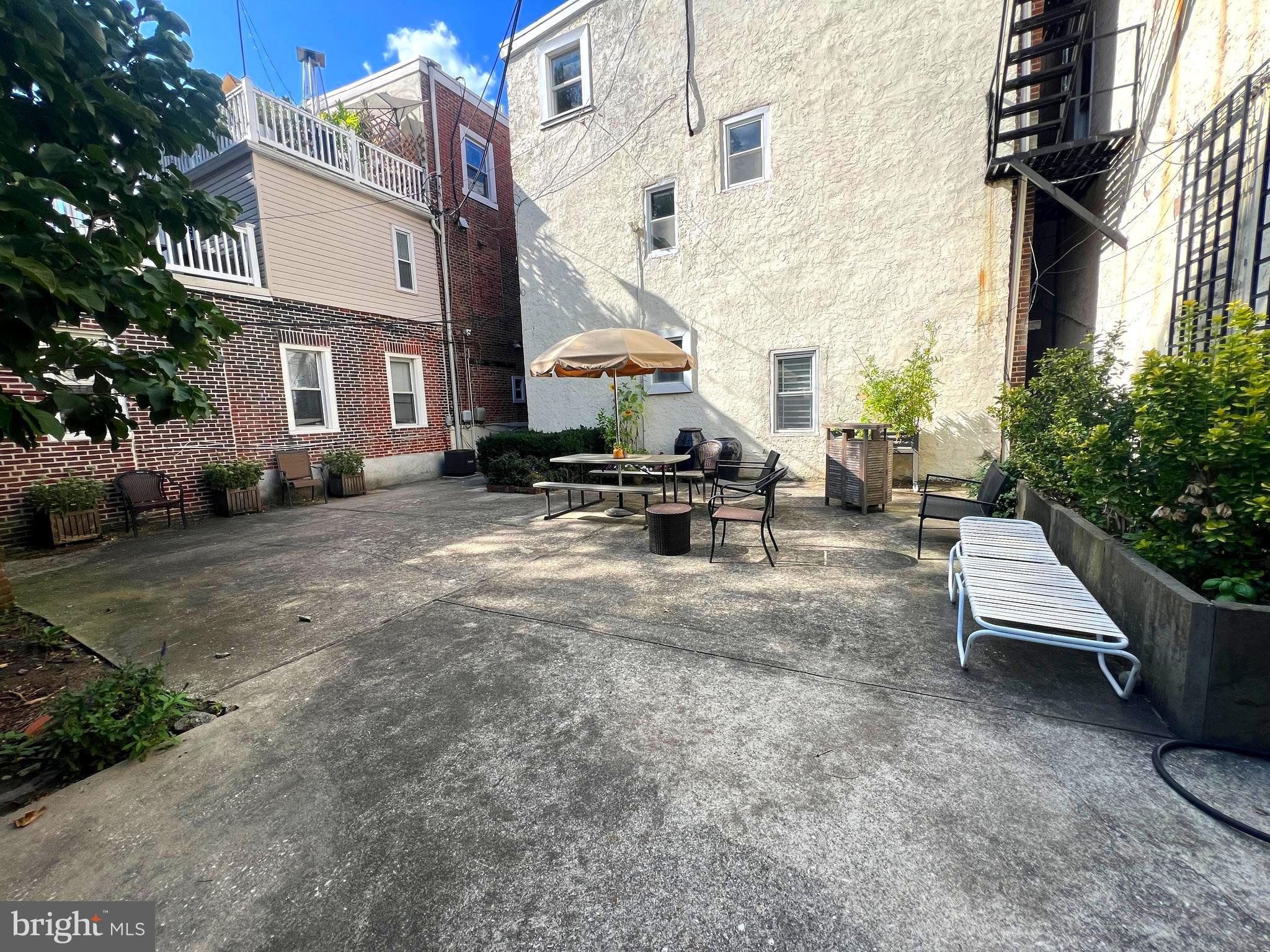 FAIRMOUNT - Residential