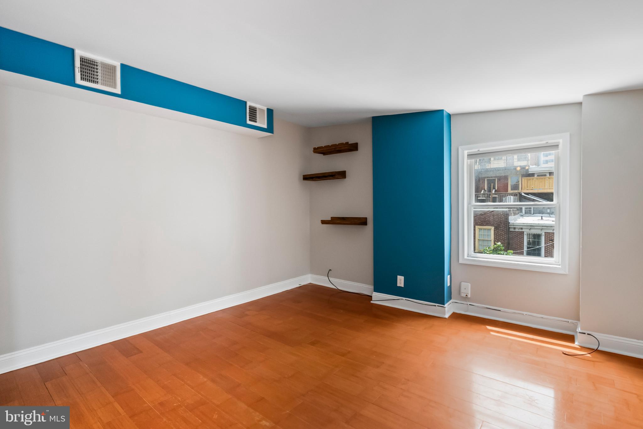 FAIRMOUNT - Residential