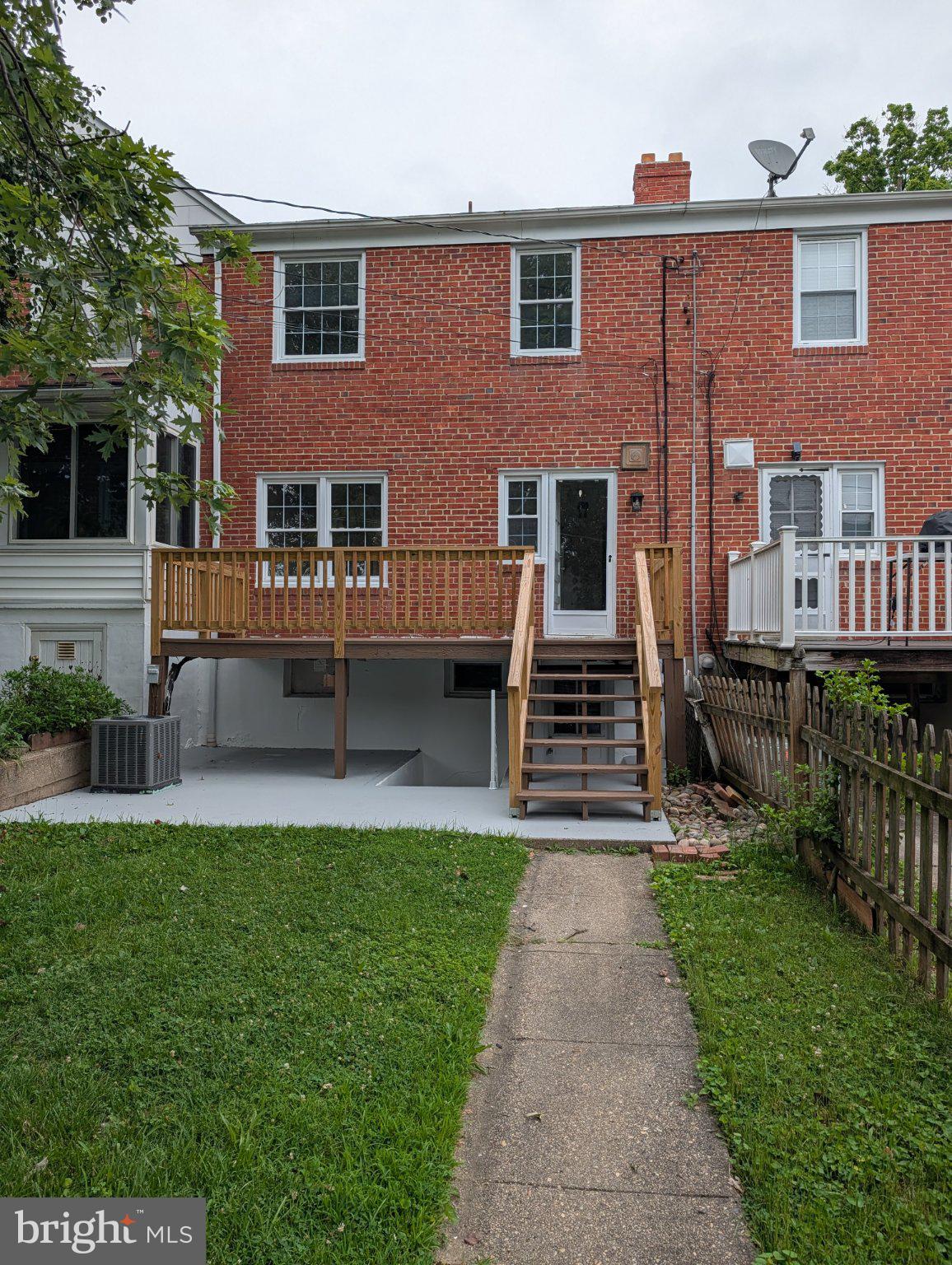 LOCH RAVEN VILLAGE - Residential