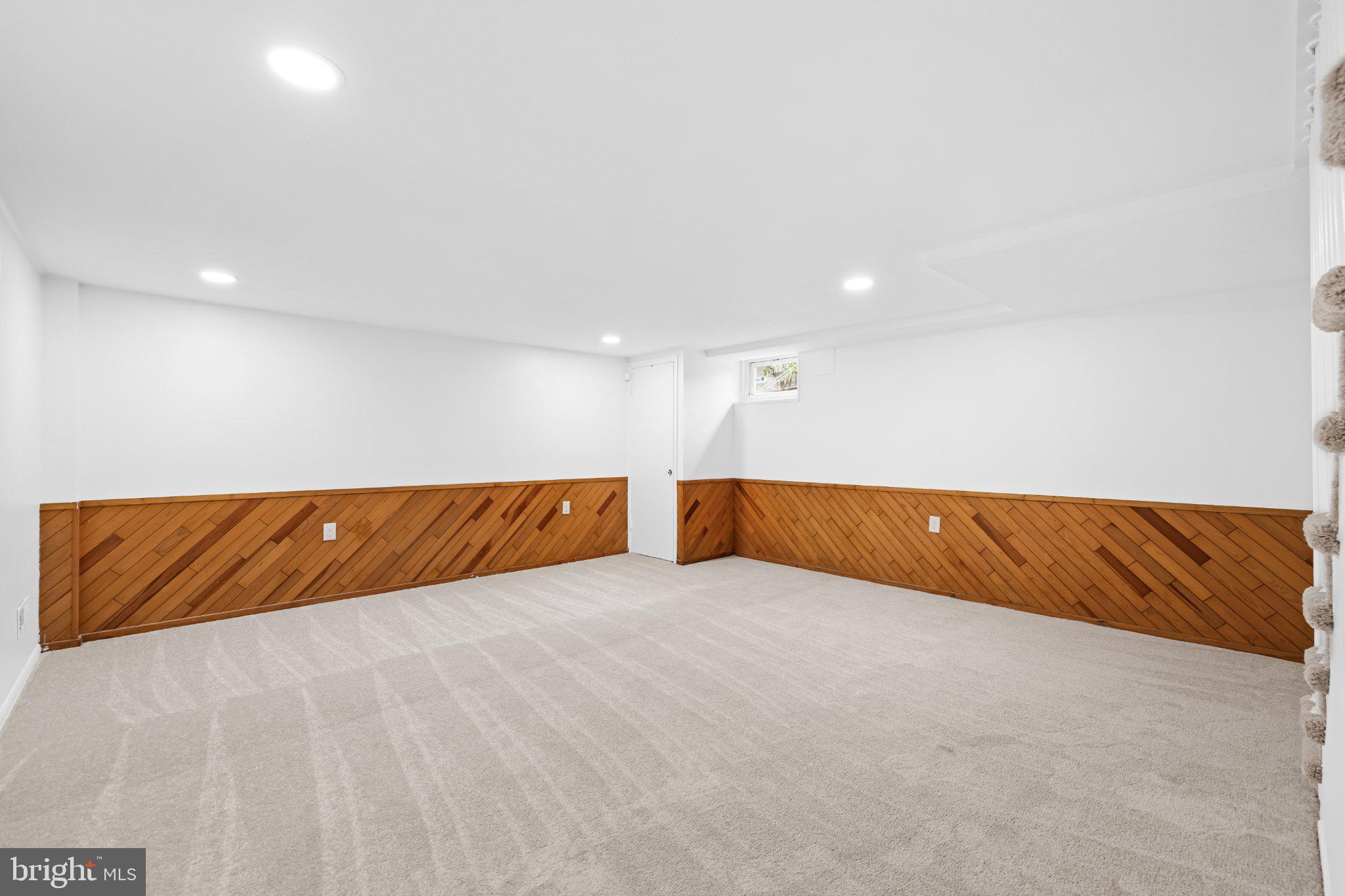 LOCH RAVEN VILLAGE - Residential