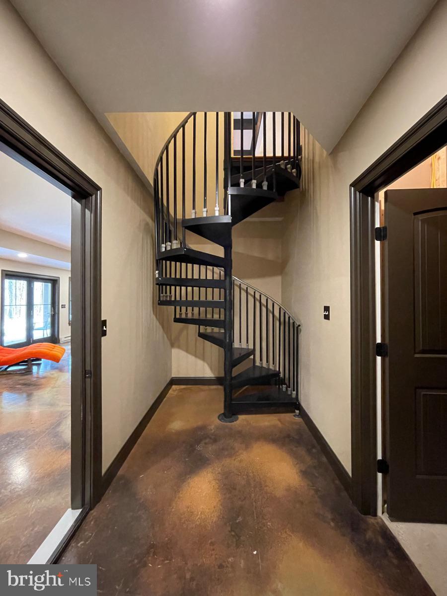 MT GRETNA - Residential