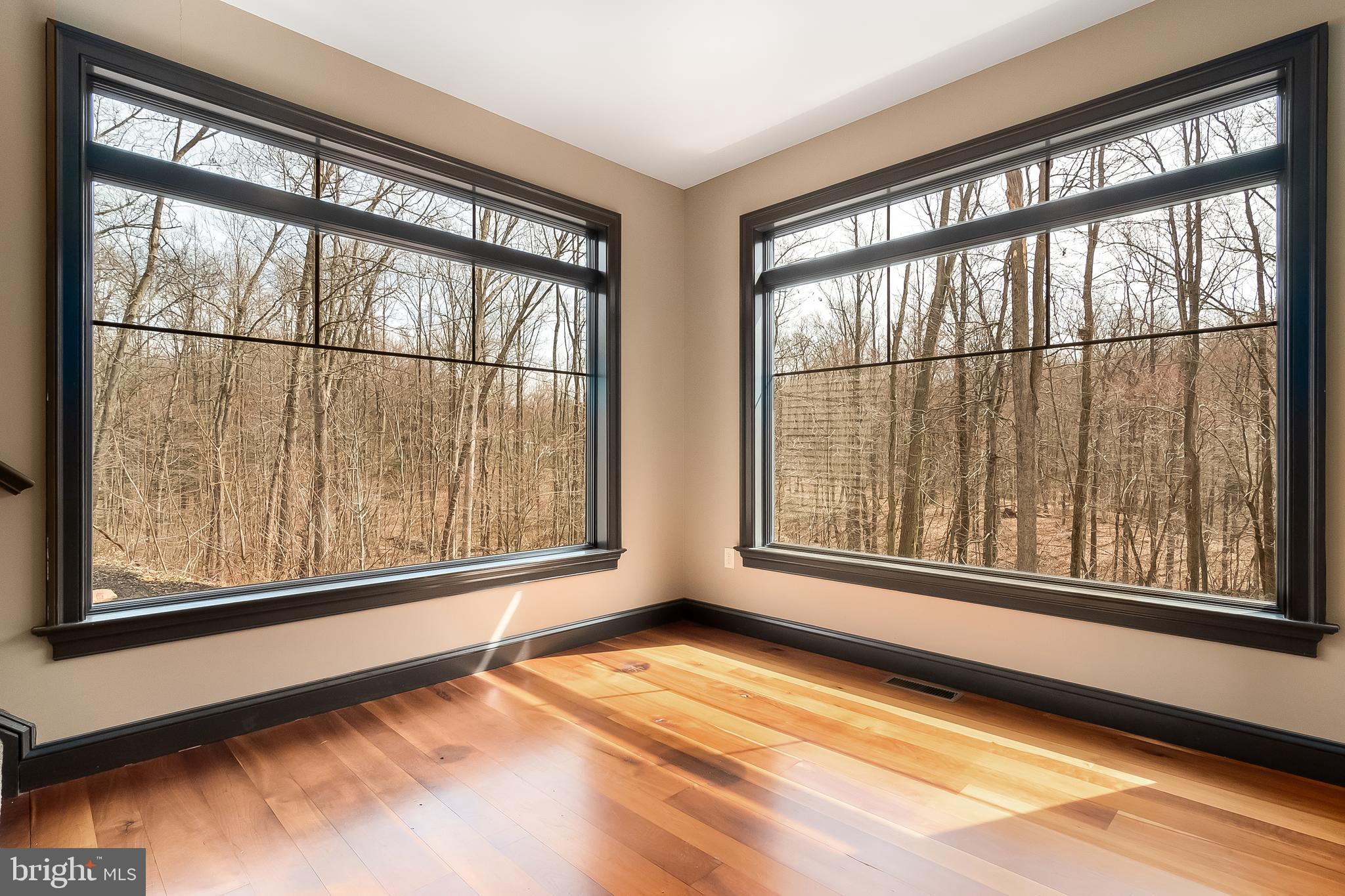 MT GRETNA - Residential