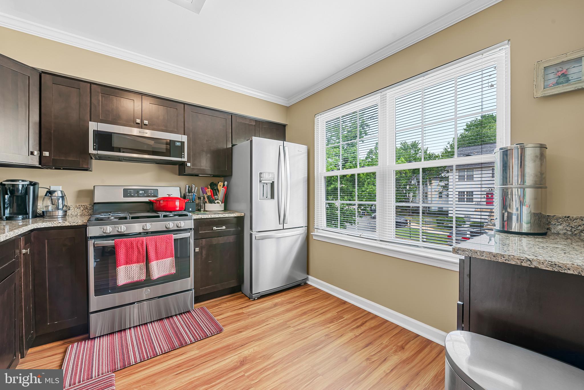 HILL OAKS - Residential