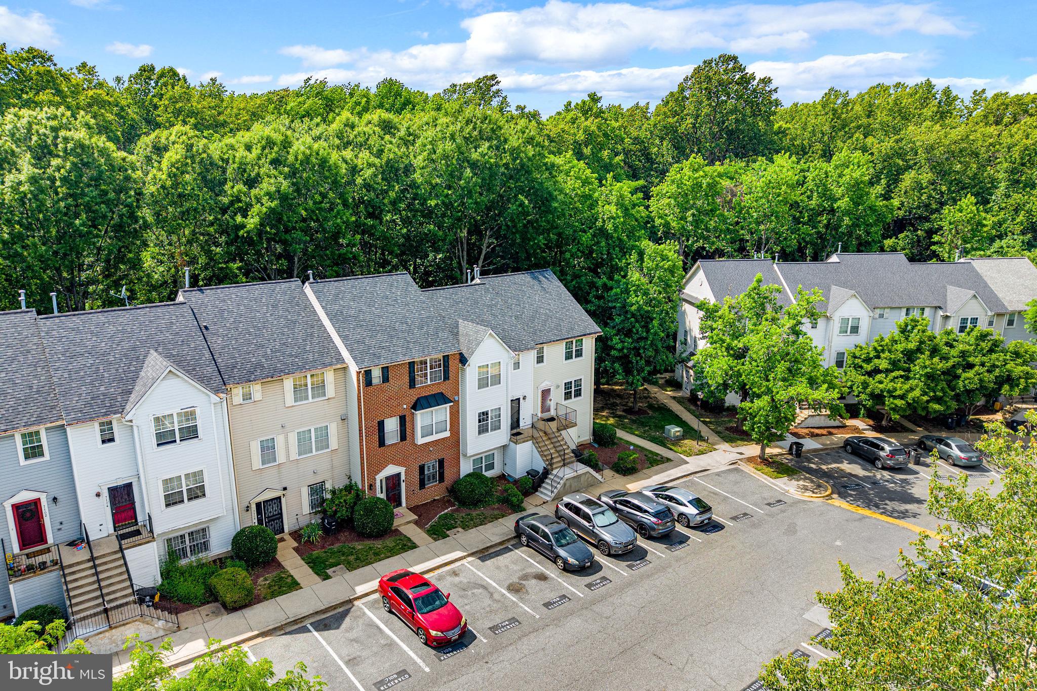 HILL OAKS - Residential