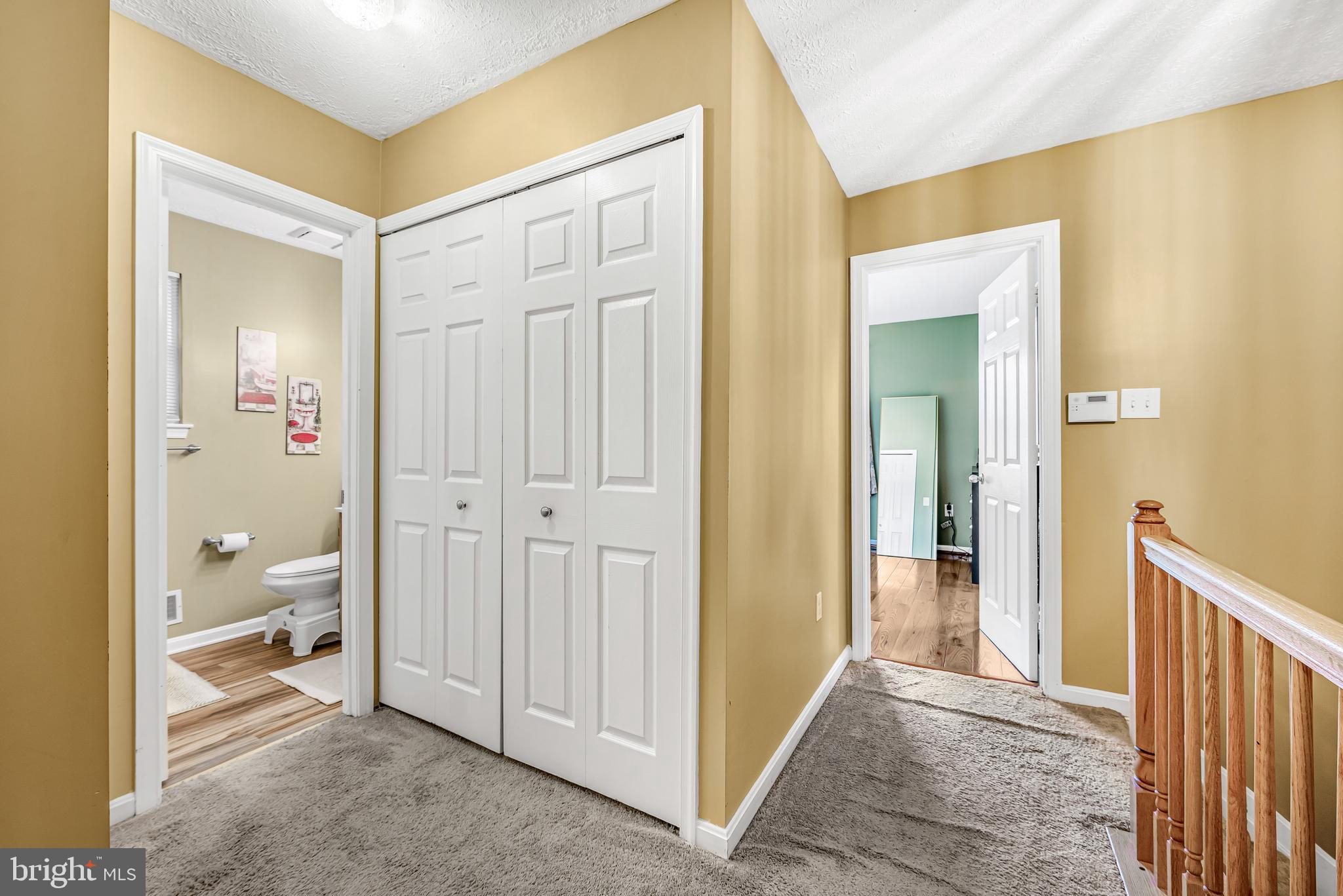 HILL OAKS - Residential