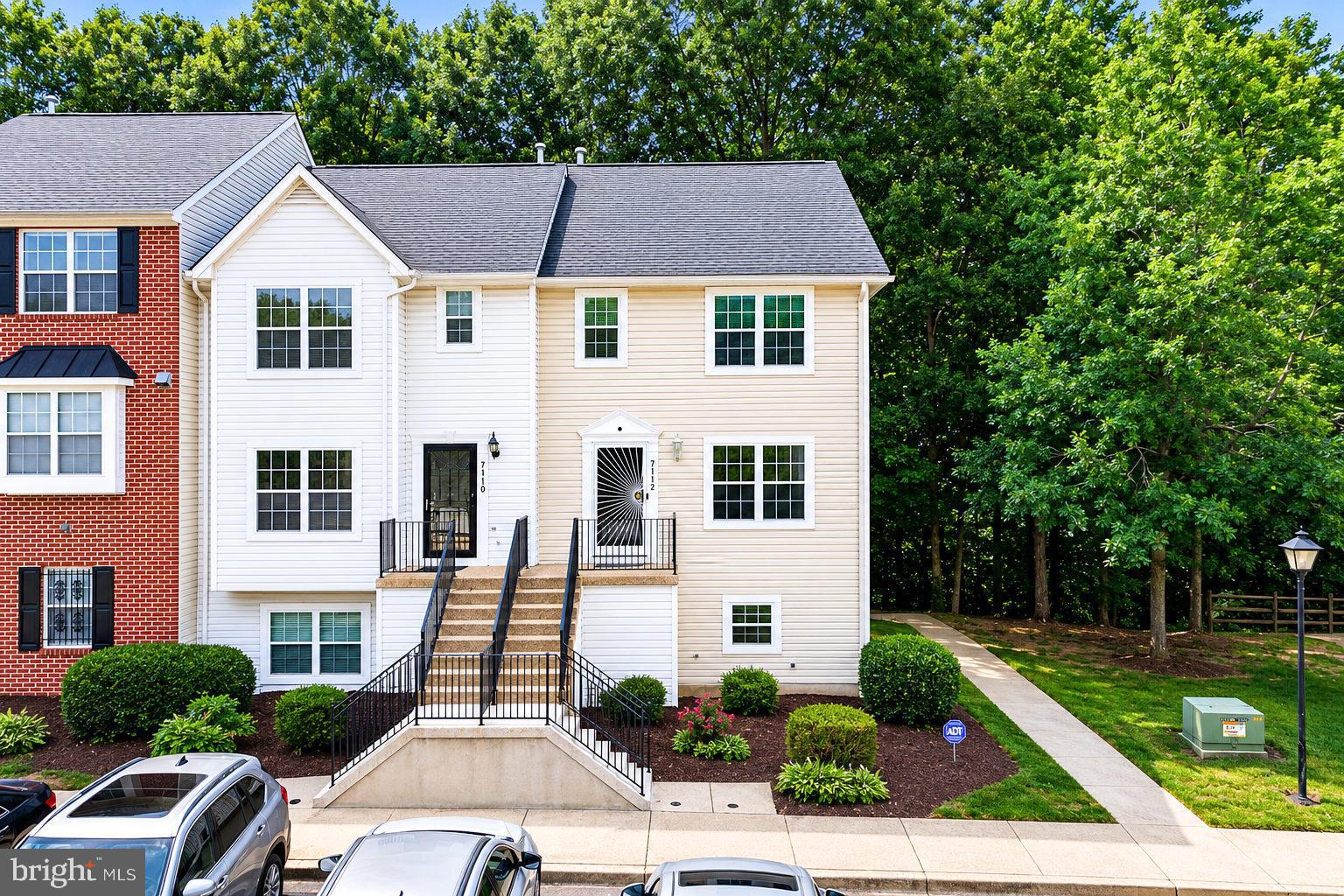 HILL OAKS - Residential