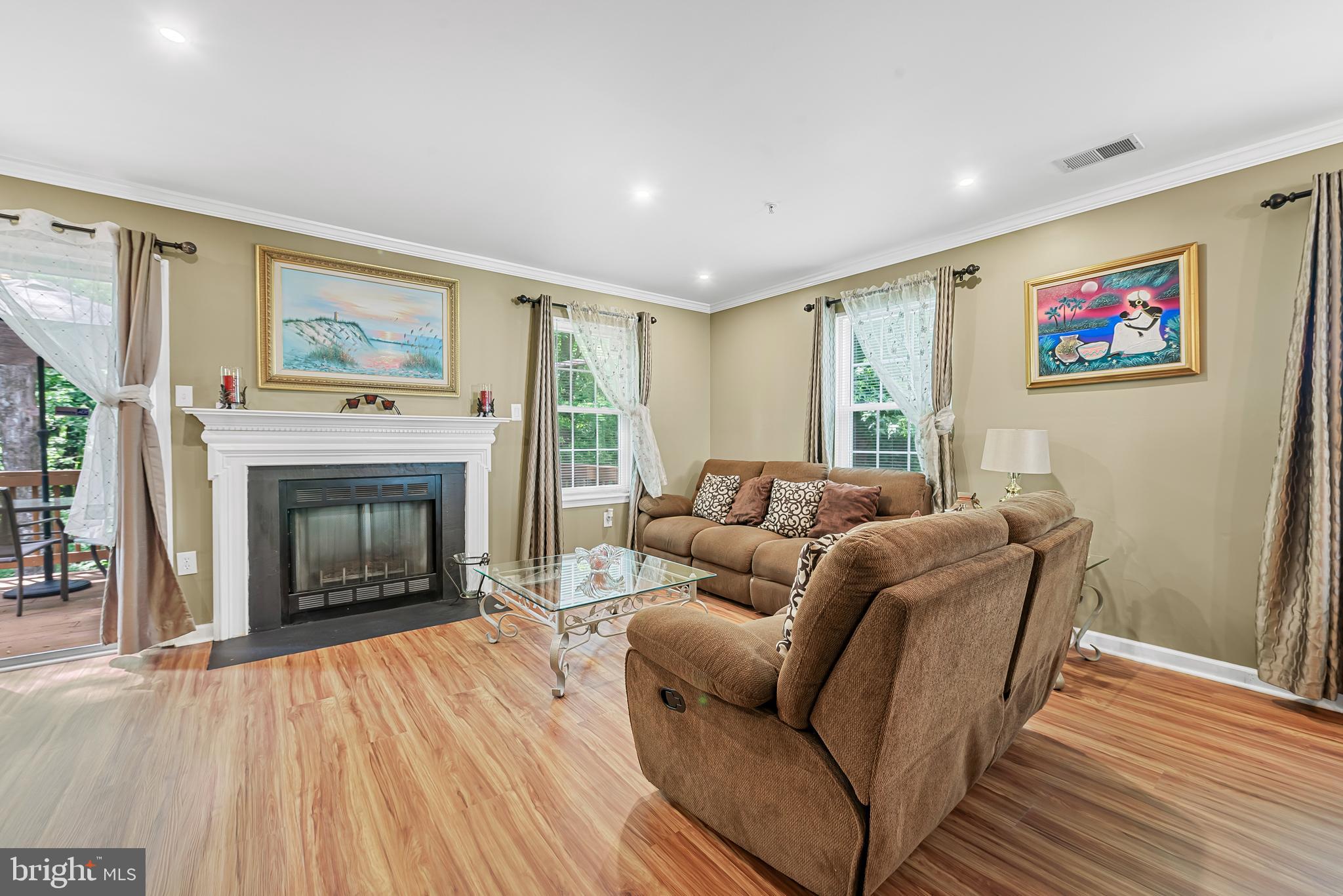 HILL OAKS - Residential